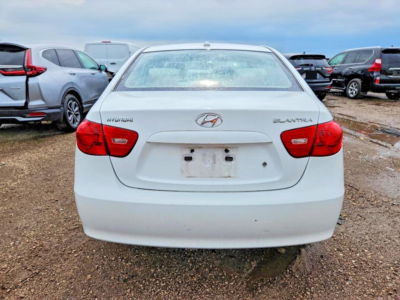 2008 Hyundai Elantra Gls White vin: KMHDU46D78U509526