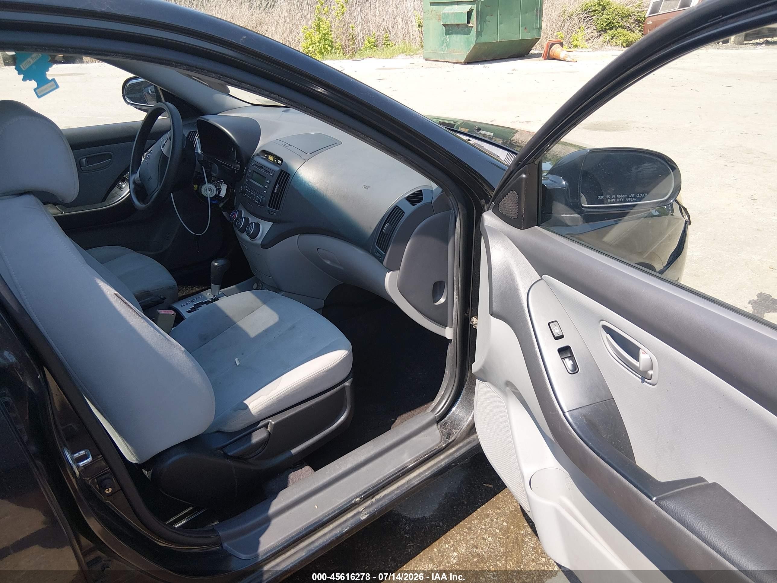 2009 Hyundai Elantra Gls Black vin: KMHDU46D79U658858