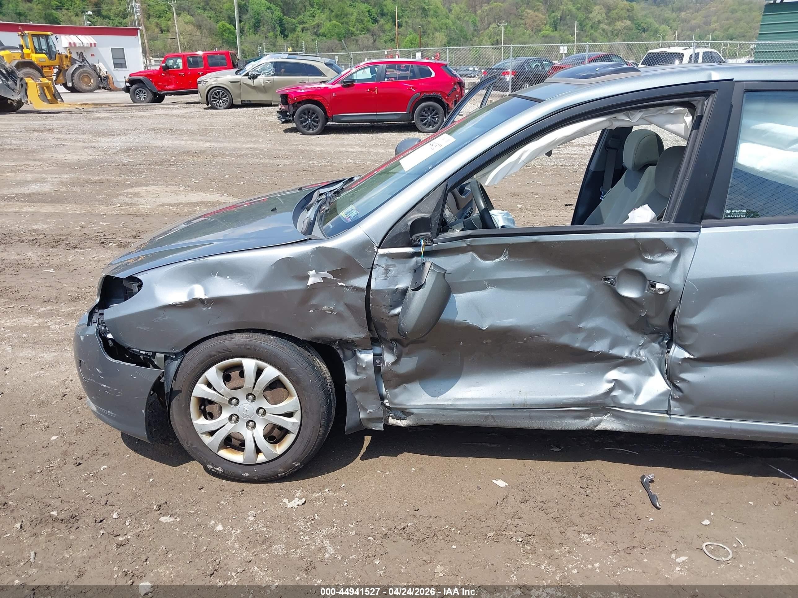 2009 Hyundai Elantra Gls Gray vin: KMHDU46D79U784878
