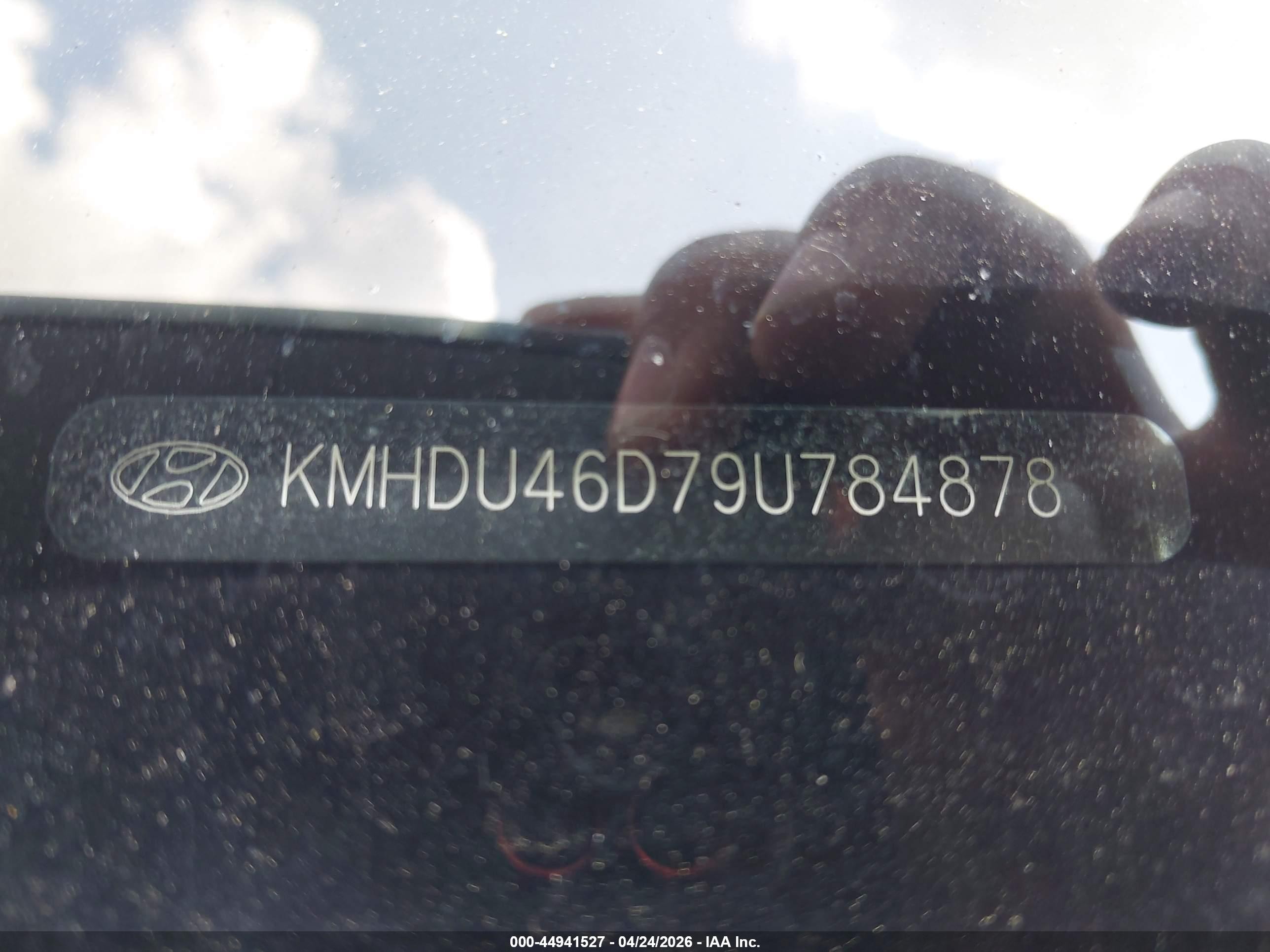 2009 Hyundai Elantra Gls Gray vin: KMHDU46D79U784878