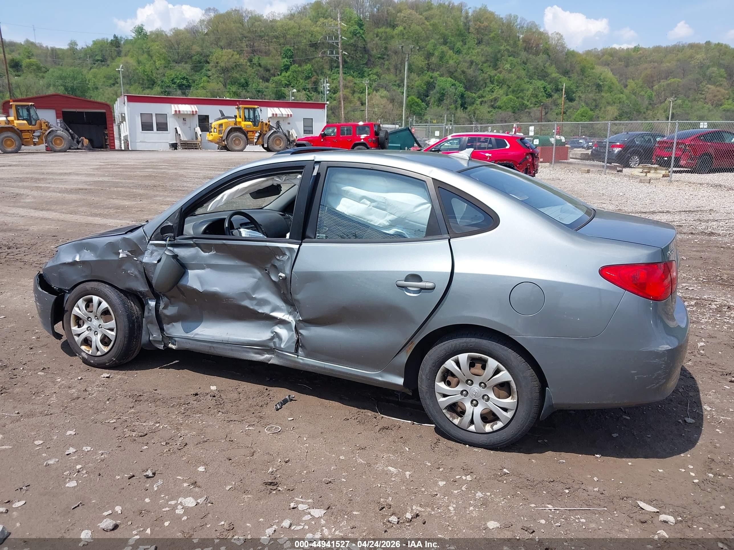 2009 Hyundai Elantra Gls Gray vin: KMHDU46D79U784878