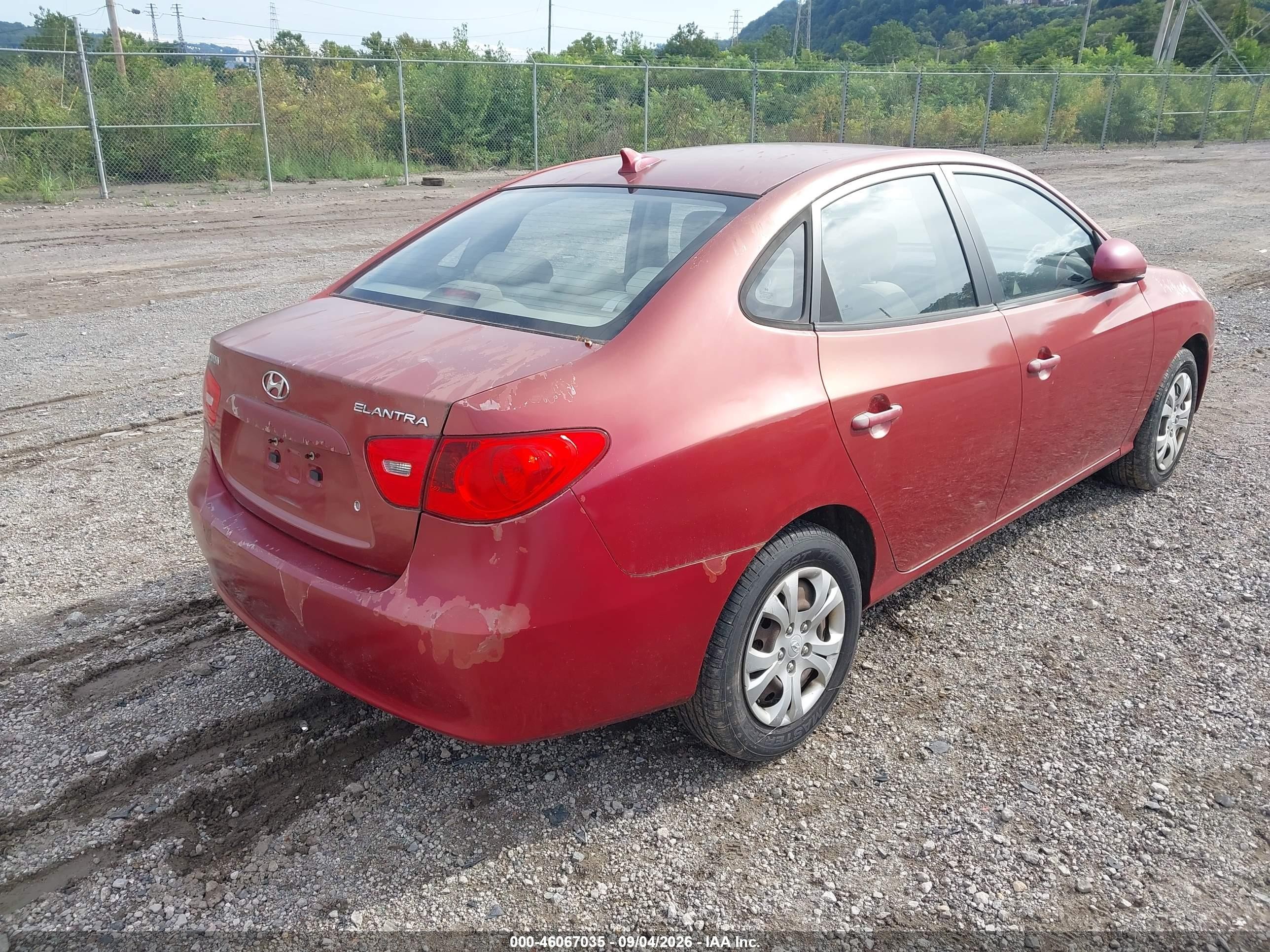 2009 Hyundai Elantra Gls Red vin: KMHDU46D79U814994