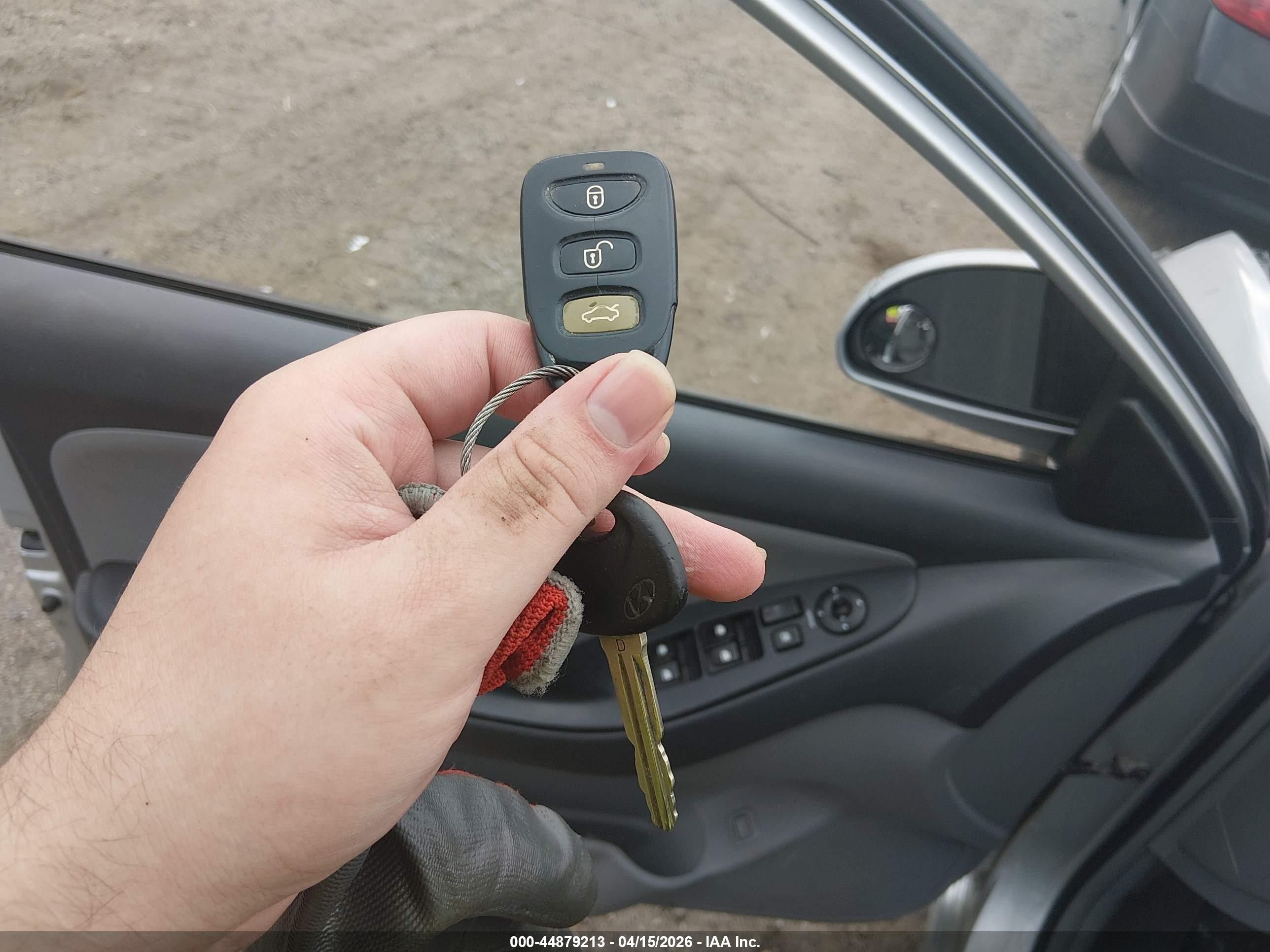 2007 Hyundai Elantra Gls/limited/se Silver vin: KMHDU46D87U108565