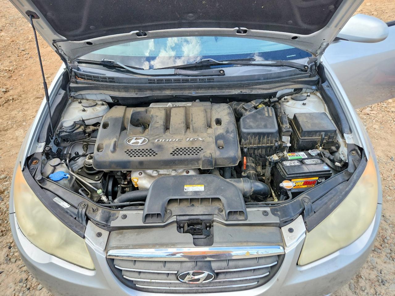 2007 Hyundai Elantra Silver vin: KMHDU46D87U220184