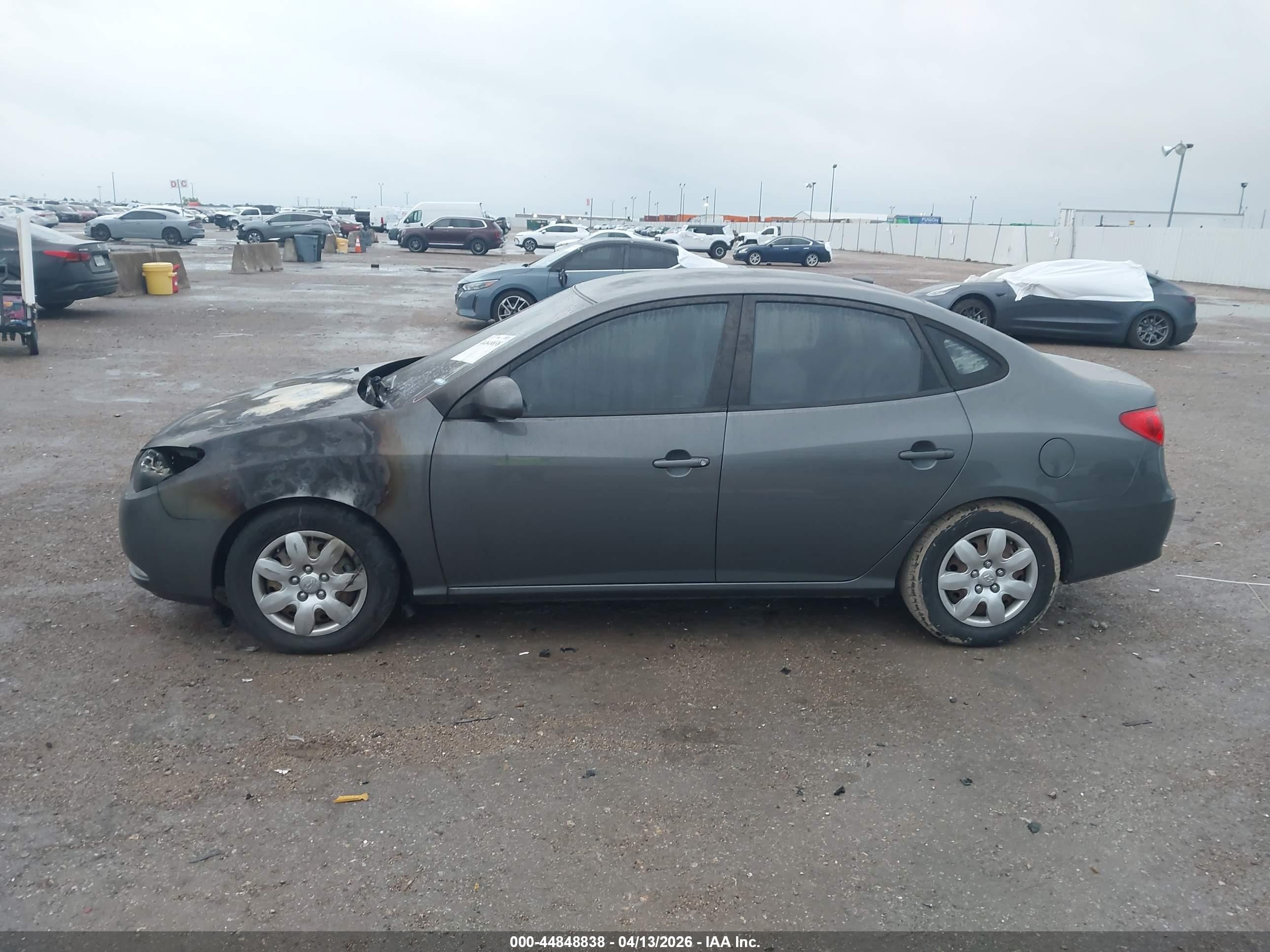2008 Hyundai Elantra Gls/se Серый vin: KMHDU46D88U312817