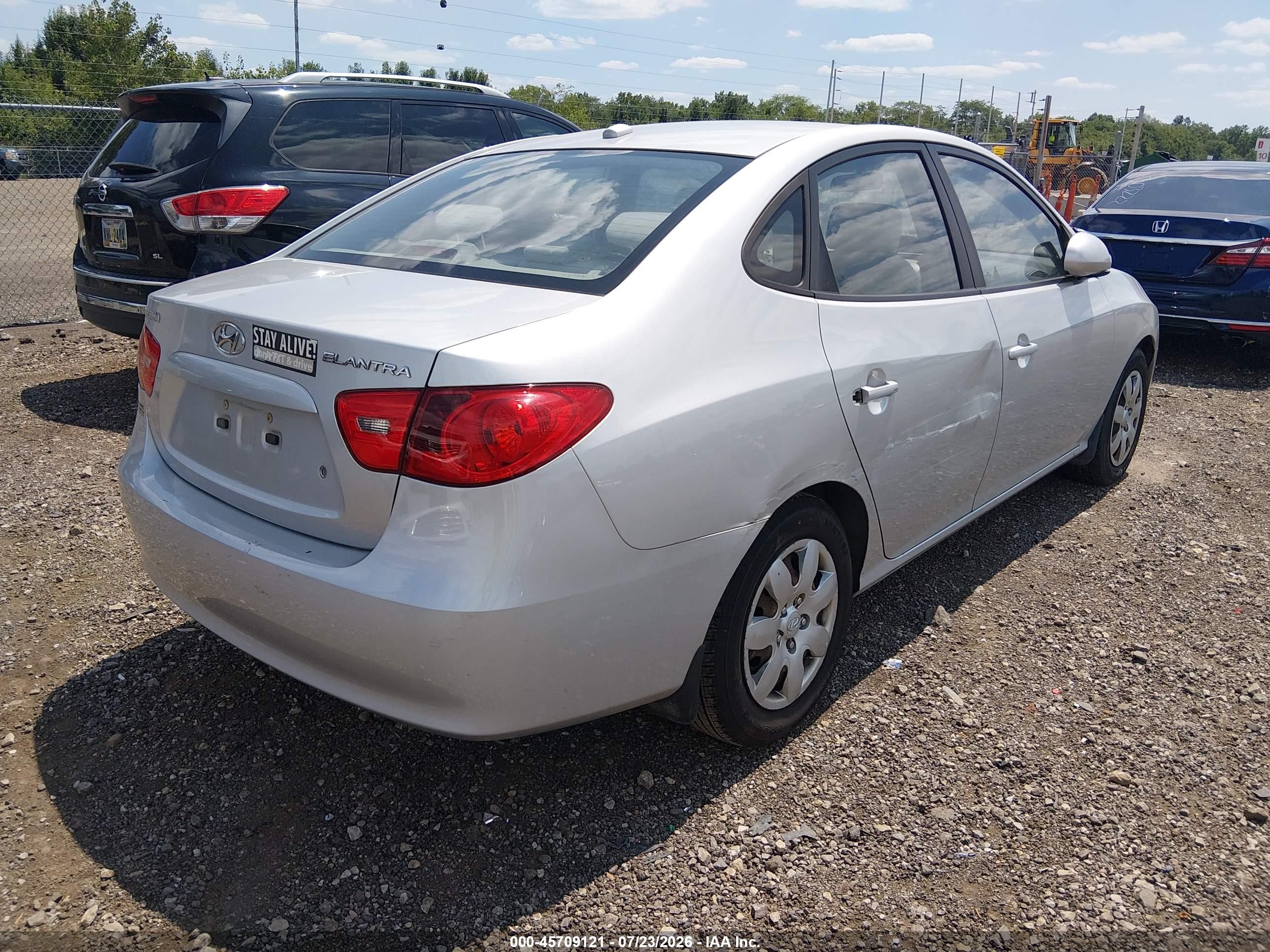 2008 Hyundai Elantra Gls/se Silver vin: KMHDU46D88U332954