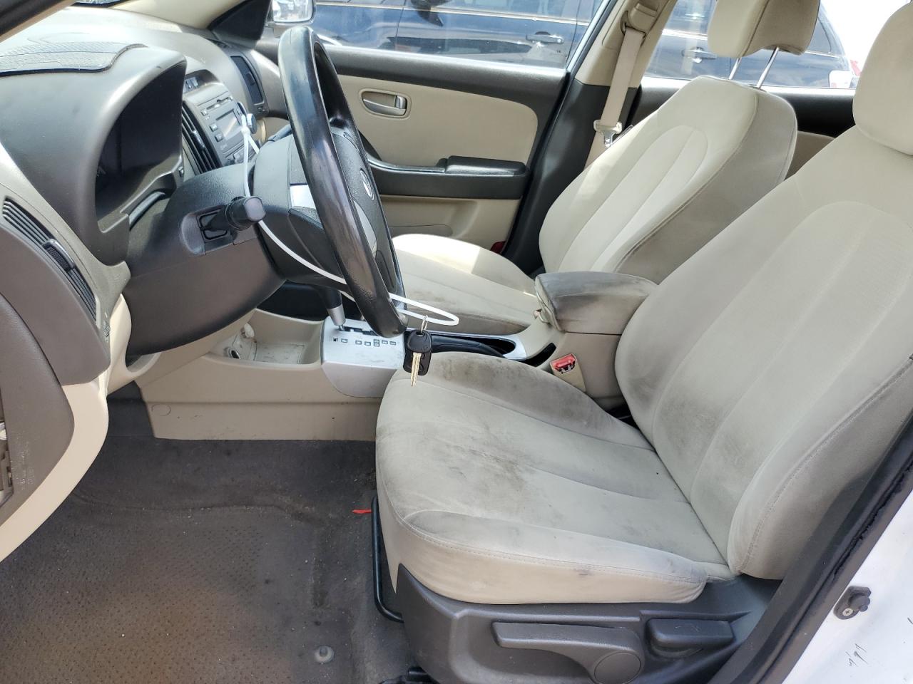 2008 Hyundai Elantra Gls White vin: KMHDU46D88U506294