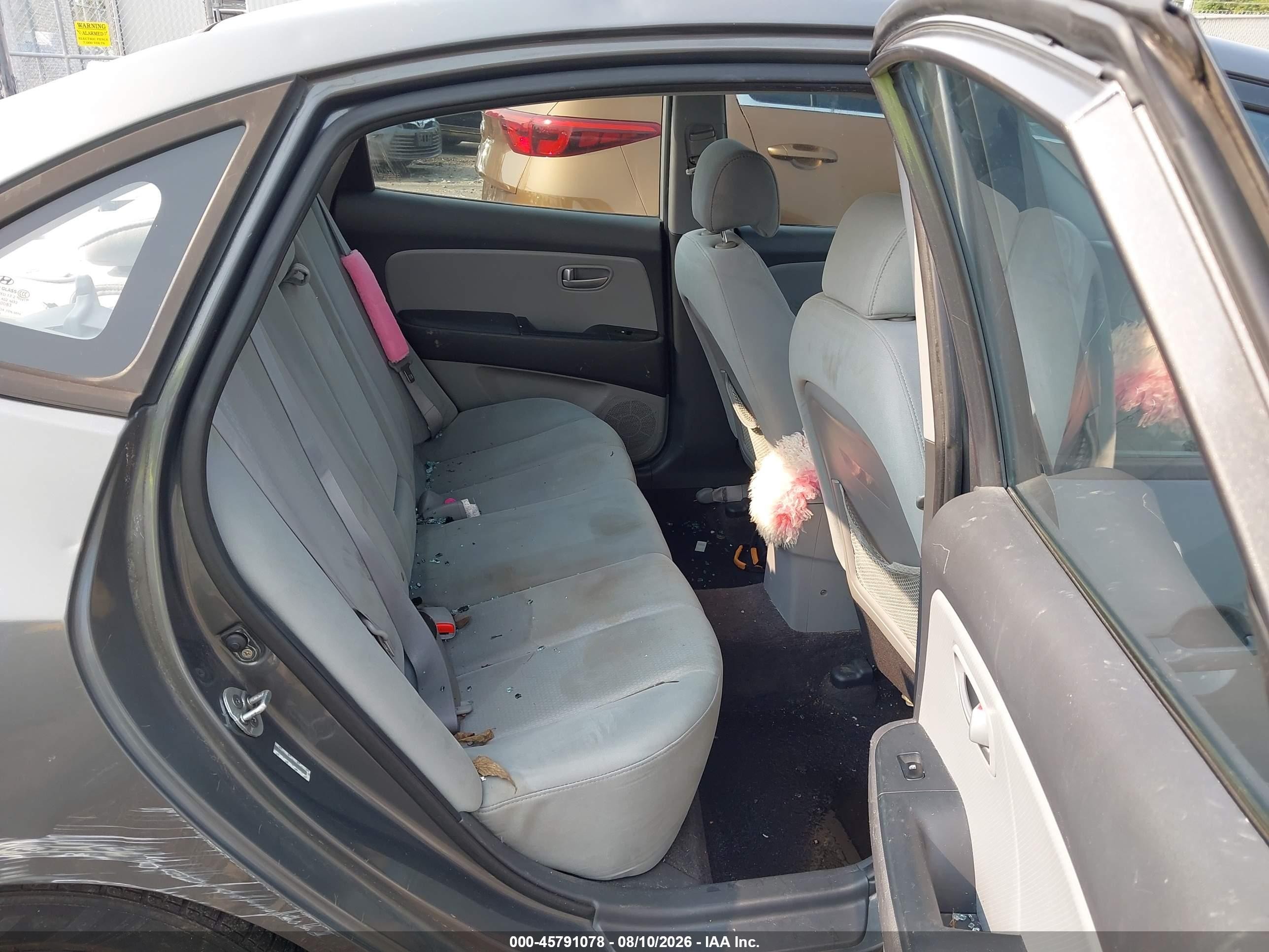 2009 Hyundai Elantra Gls Gray vin: KMHDU46D89U601990