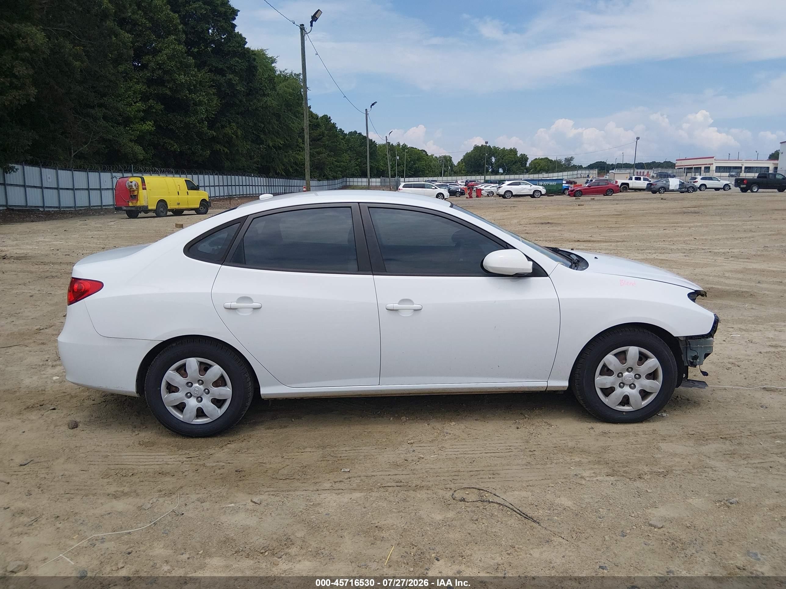 2009 Hyundai Elantra Gls White vin: KMHDU46D89U611189