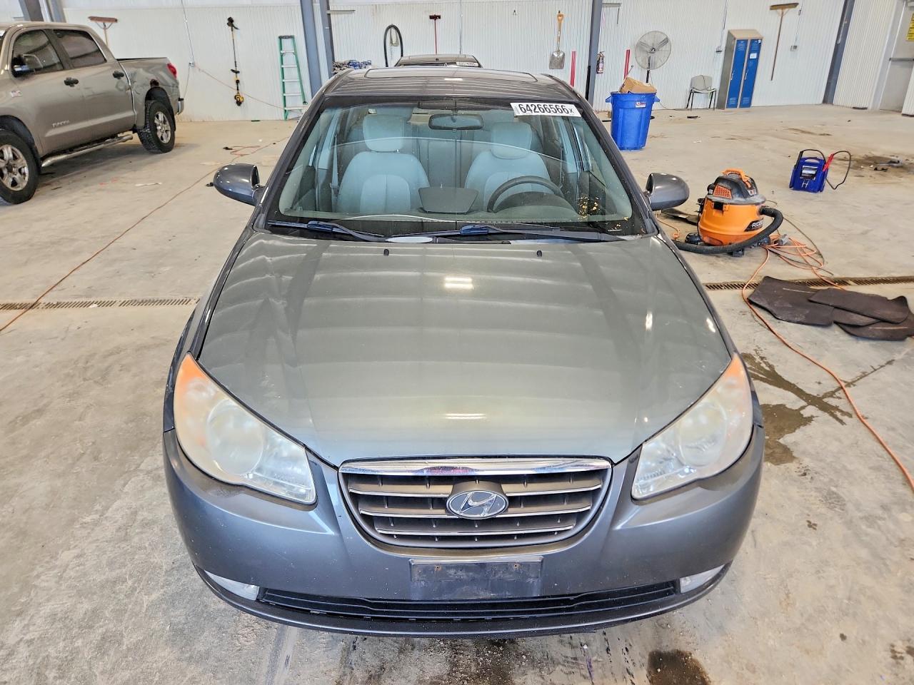 2009 Hyundai Elantra Gls Gray vin: KMHDU46D89U706688