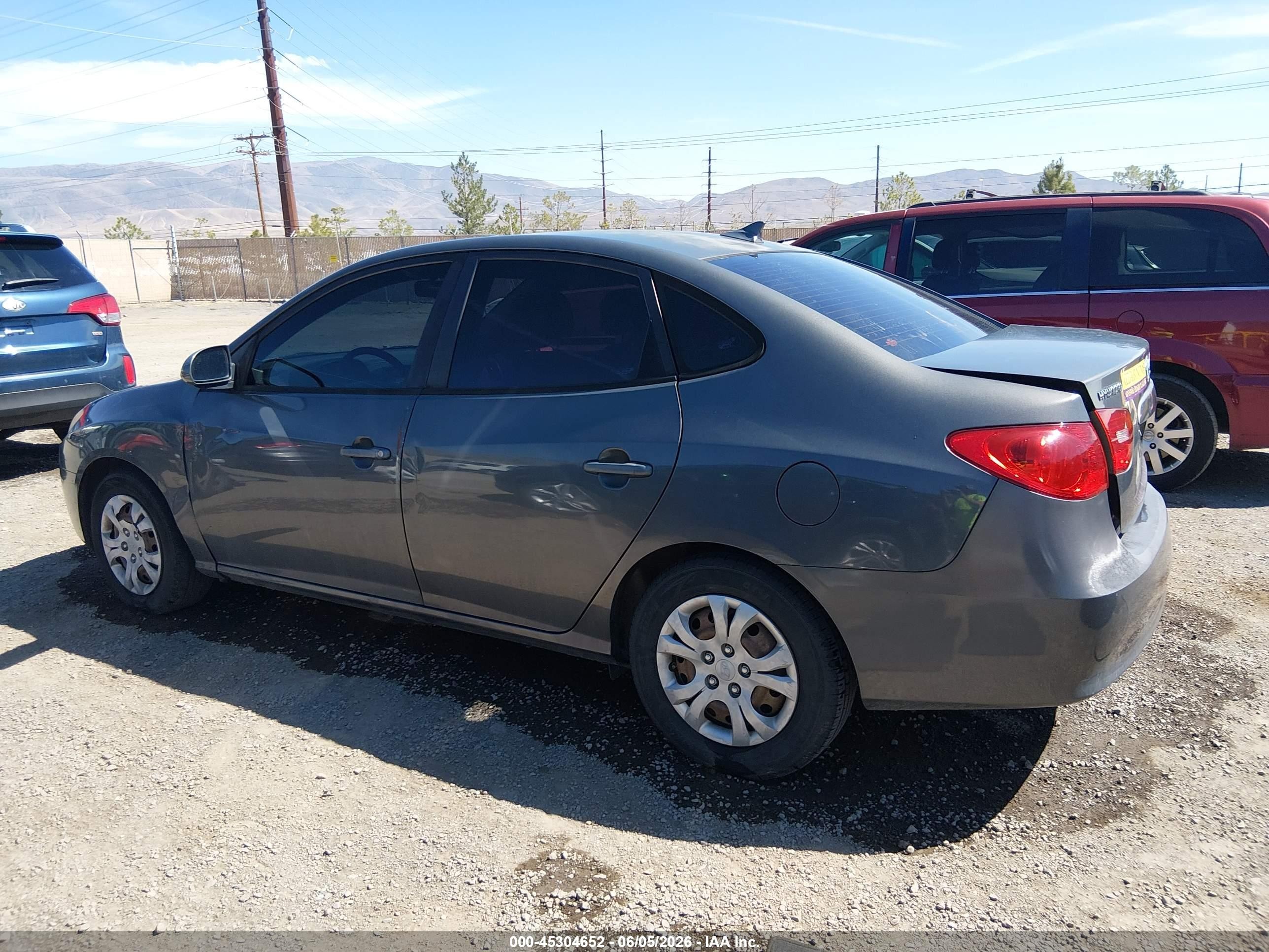 2009 Hyundai Elantra Gls Gray vin: KMHDU46D89U749895