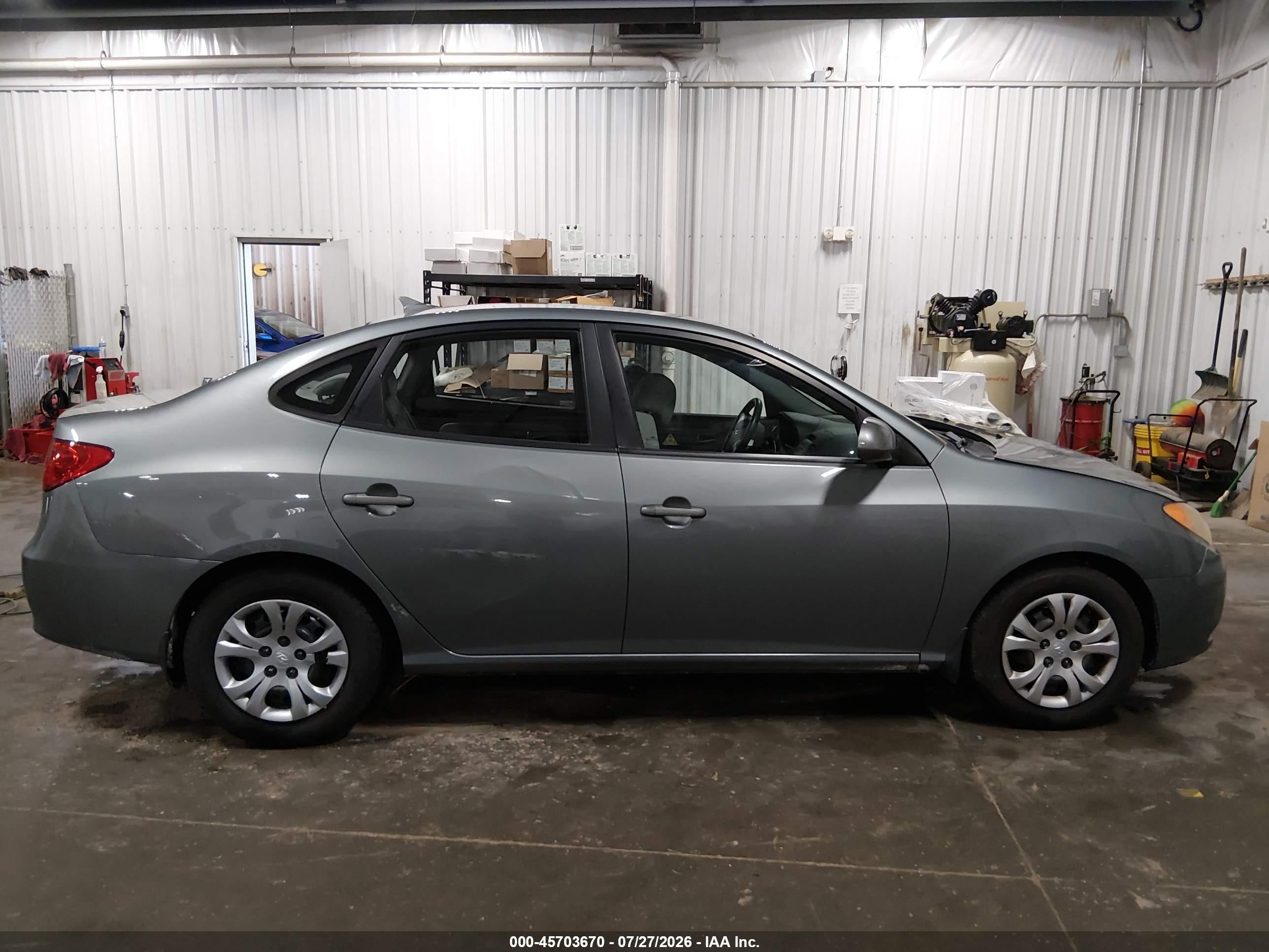 2009 Hyundai Elantra Gls Gray vin: KMHDU46D89U790169