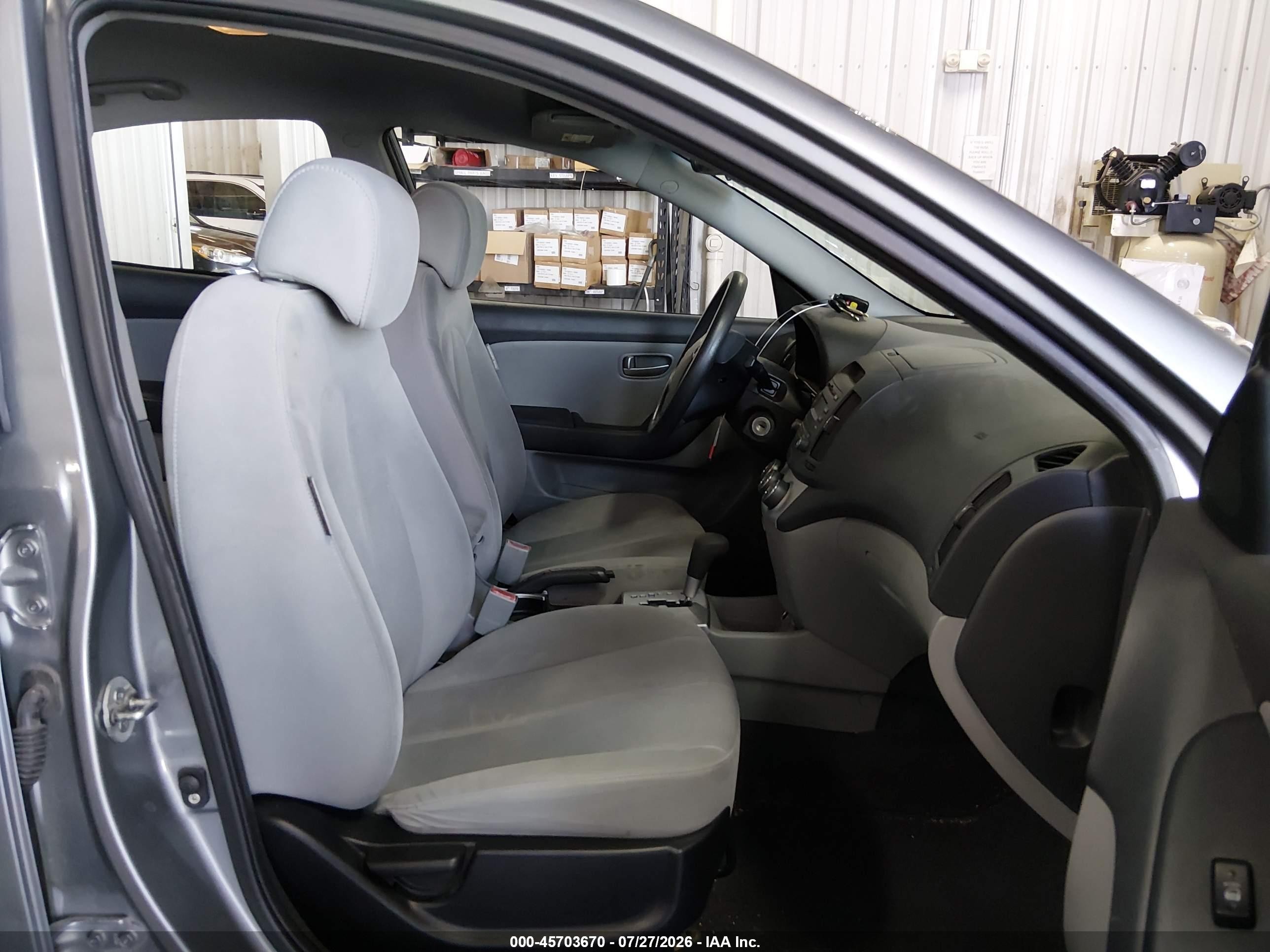 2009 Hyundai Elantra Gls Gray vin: KMHDU46D89U790169