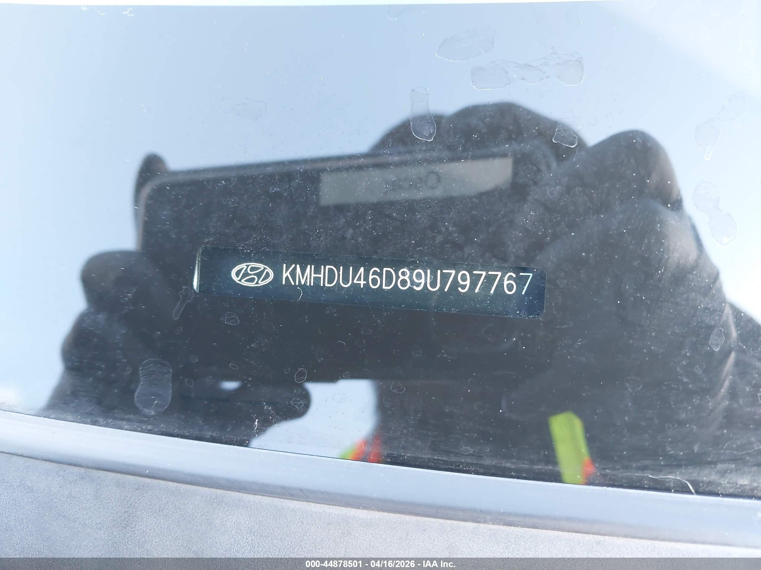 2009 Hyundai Elantra Gls Gray vin: KMHDU46D89U797767