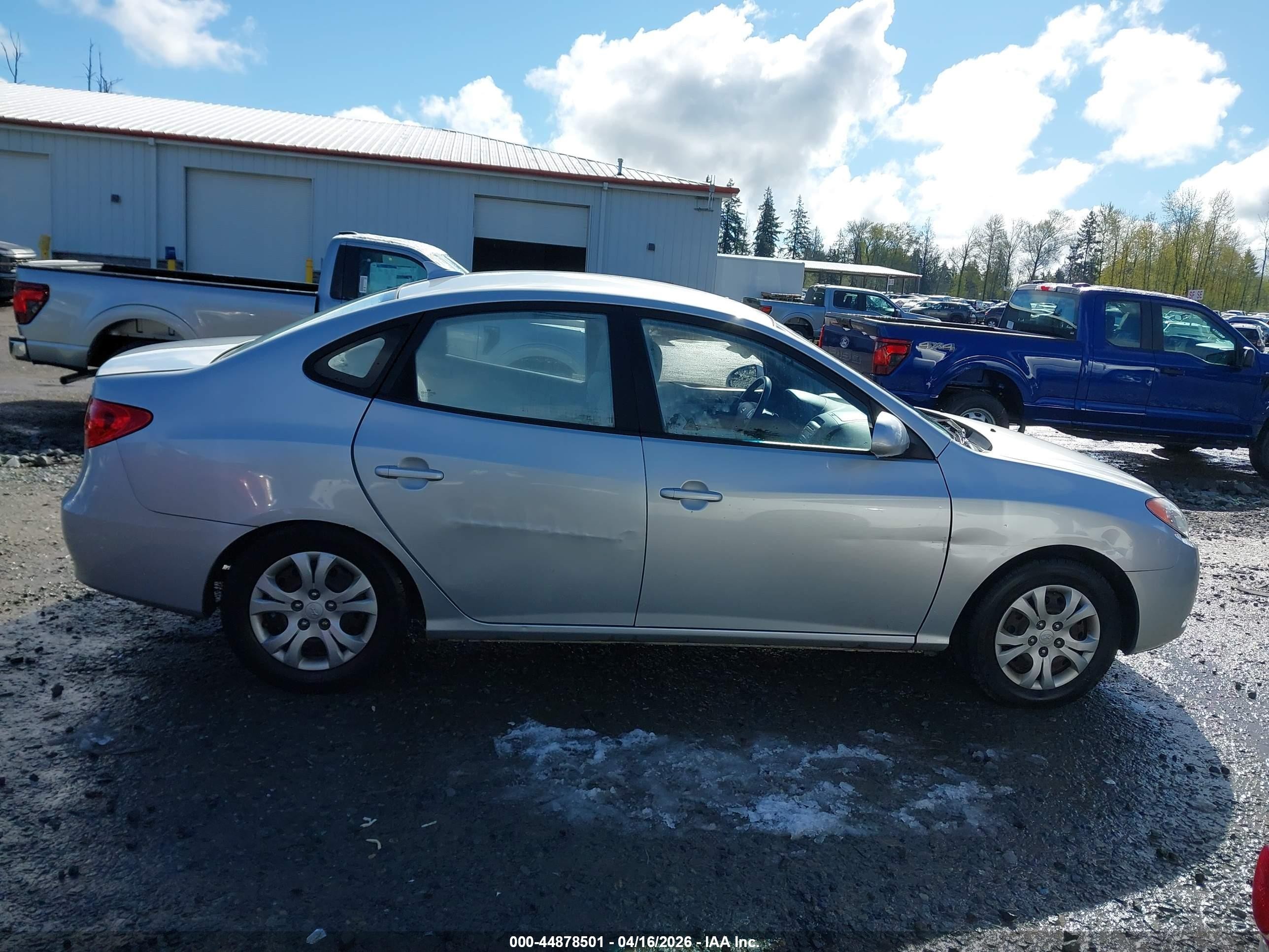 2009 Hyundai Elantra Gls Gray vin: KMHDU46D89U797767