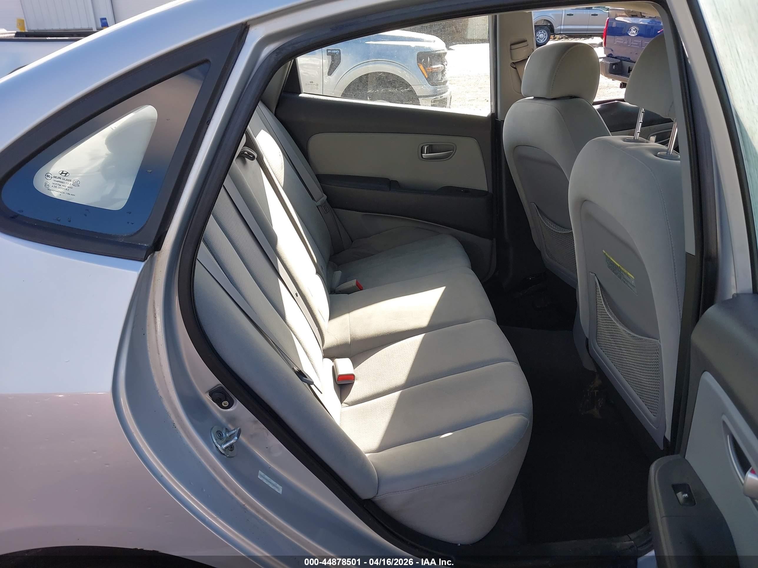2009 Hyundai Elantra Gls Gray vin: KMHDU46D89U797767