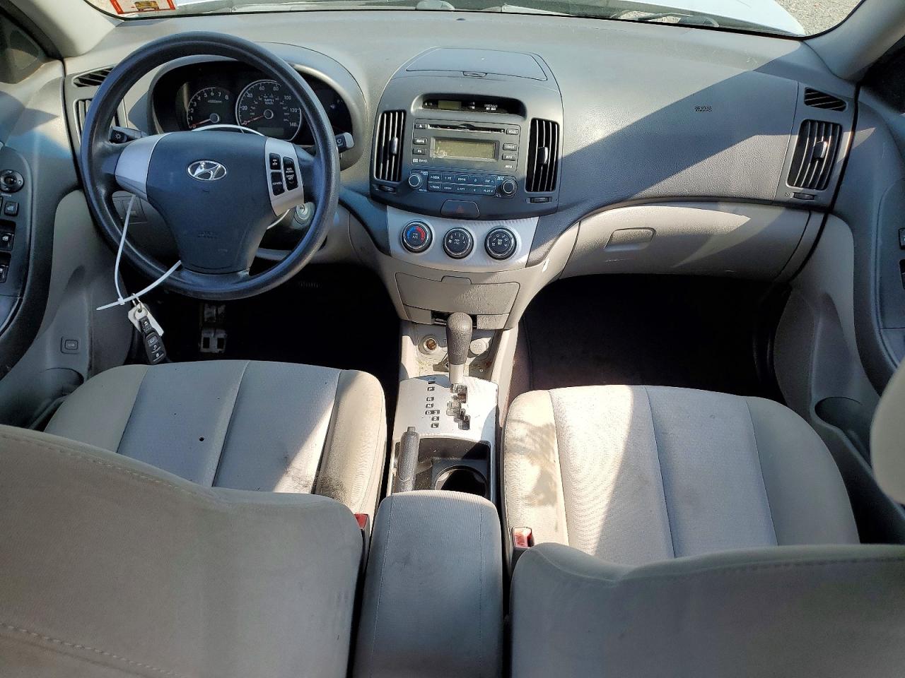 2009 Hyundai Elantra Gls Серебряный vin: KMHDU46D89U805950