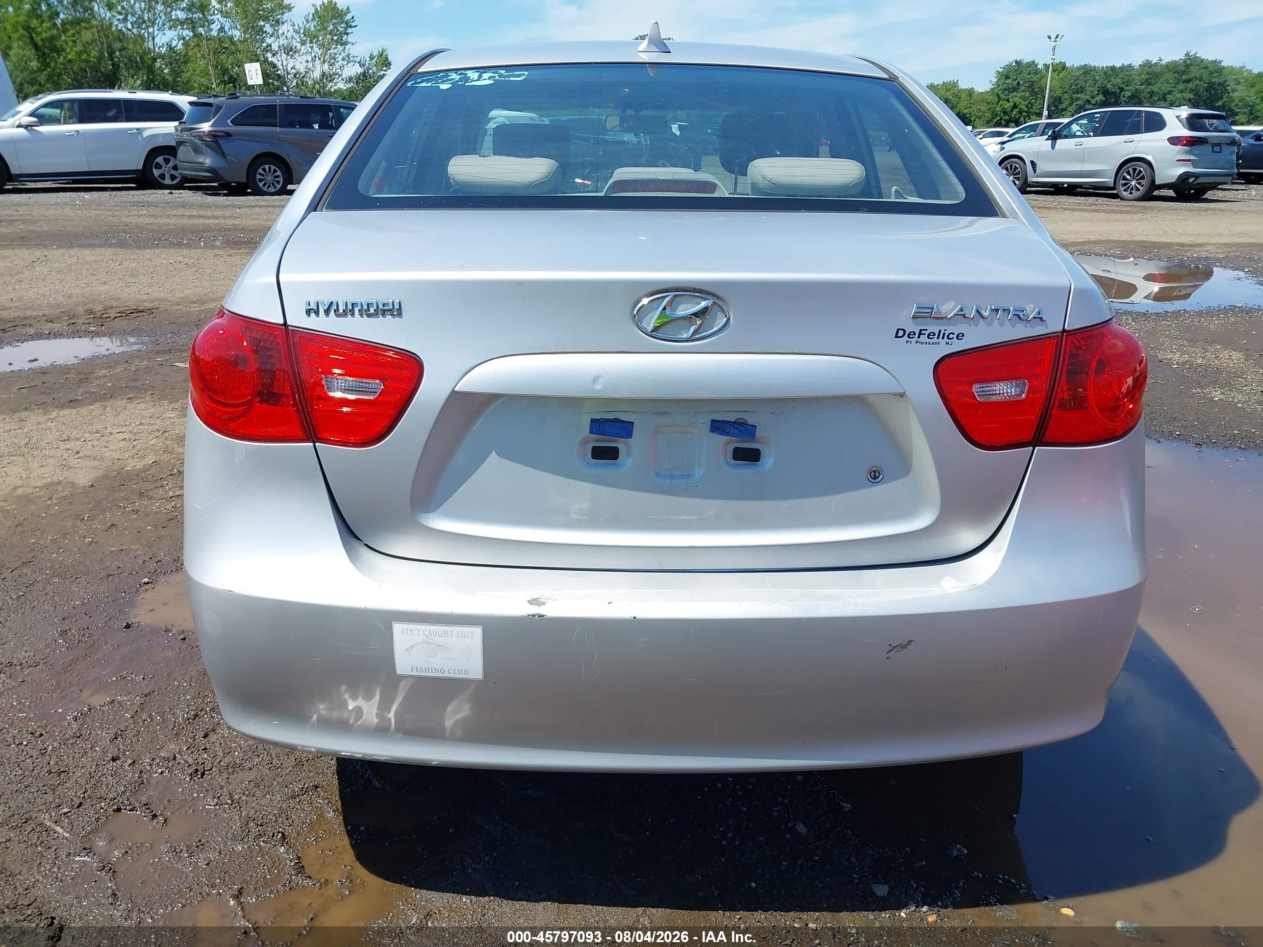 2009 Hyundai Elantra Gls Silver vin: KMHDU46D89U819380