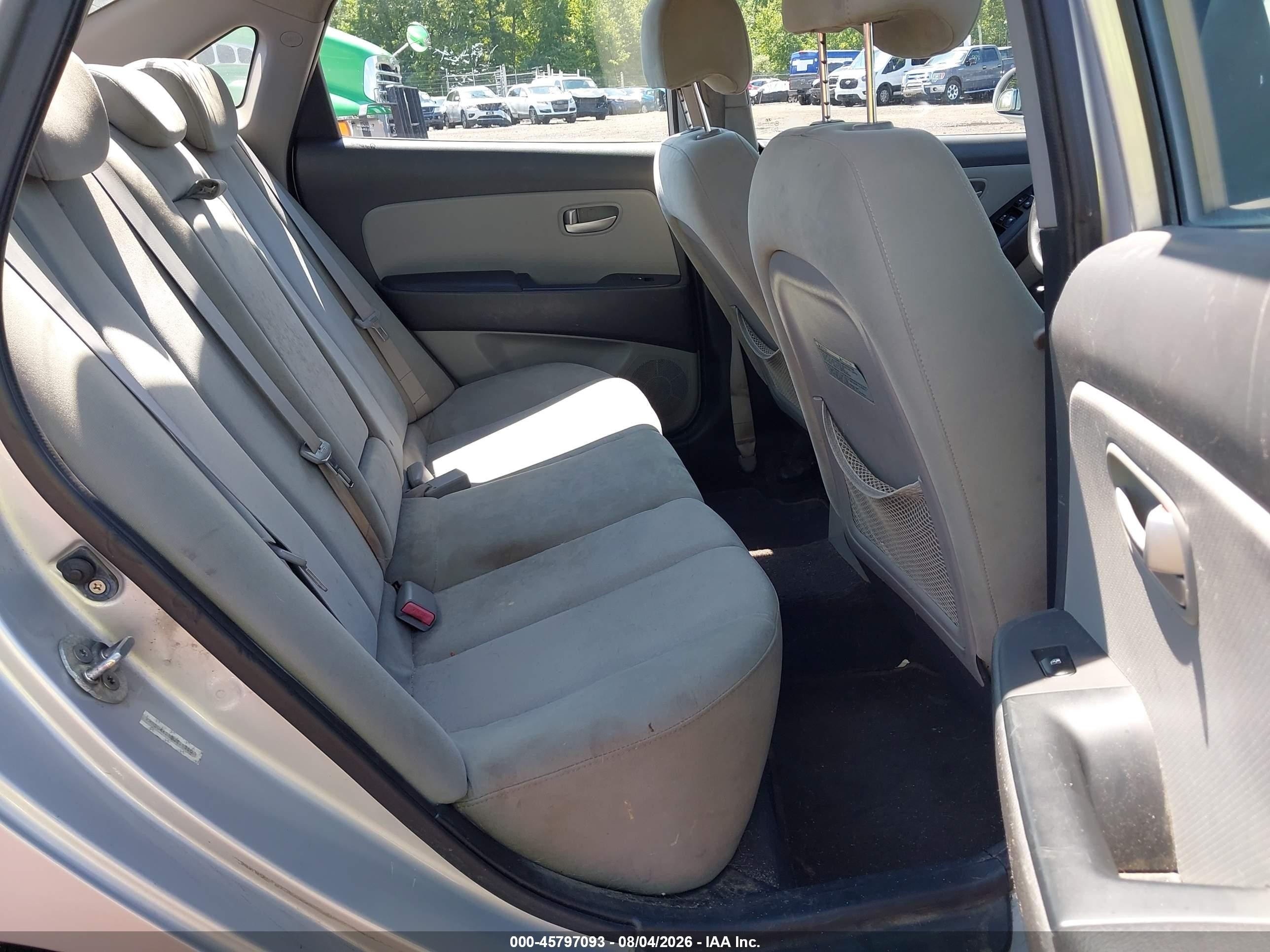 2009 Hyundai Elantra Gls Silver vin: KMHDU46D89U819380