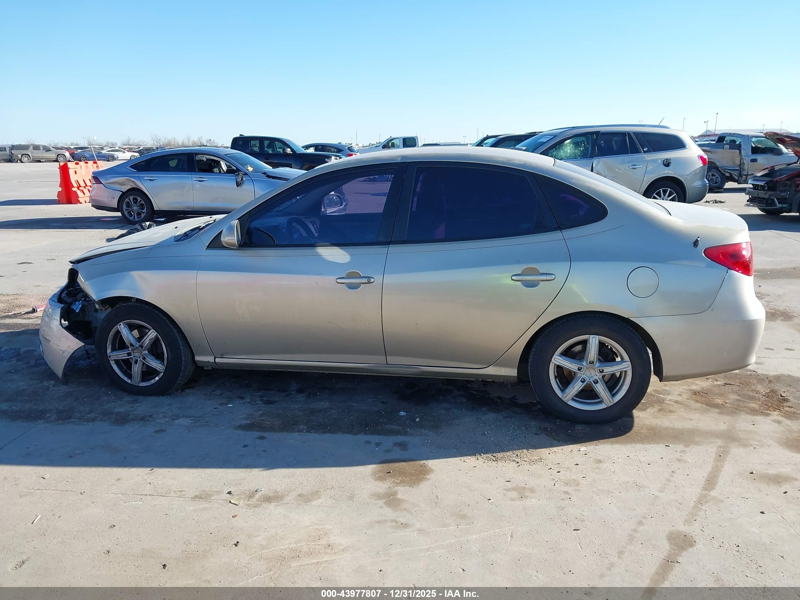 2007 Hyundai Elantra Gls/limited/se Beige vin: KMHDU46D97U052216