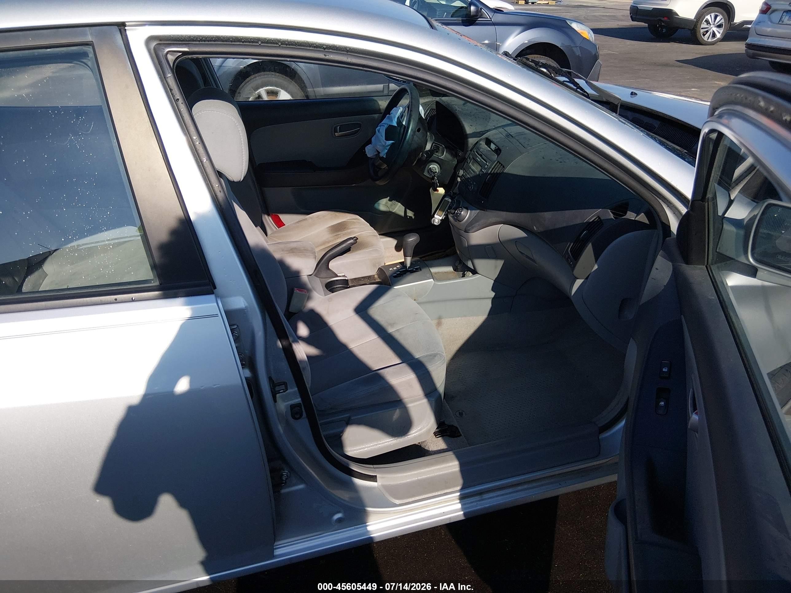 2007 Hyundai Elantra Gls/ltd/se Серый vin: KMHDU46D97U055522