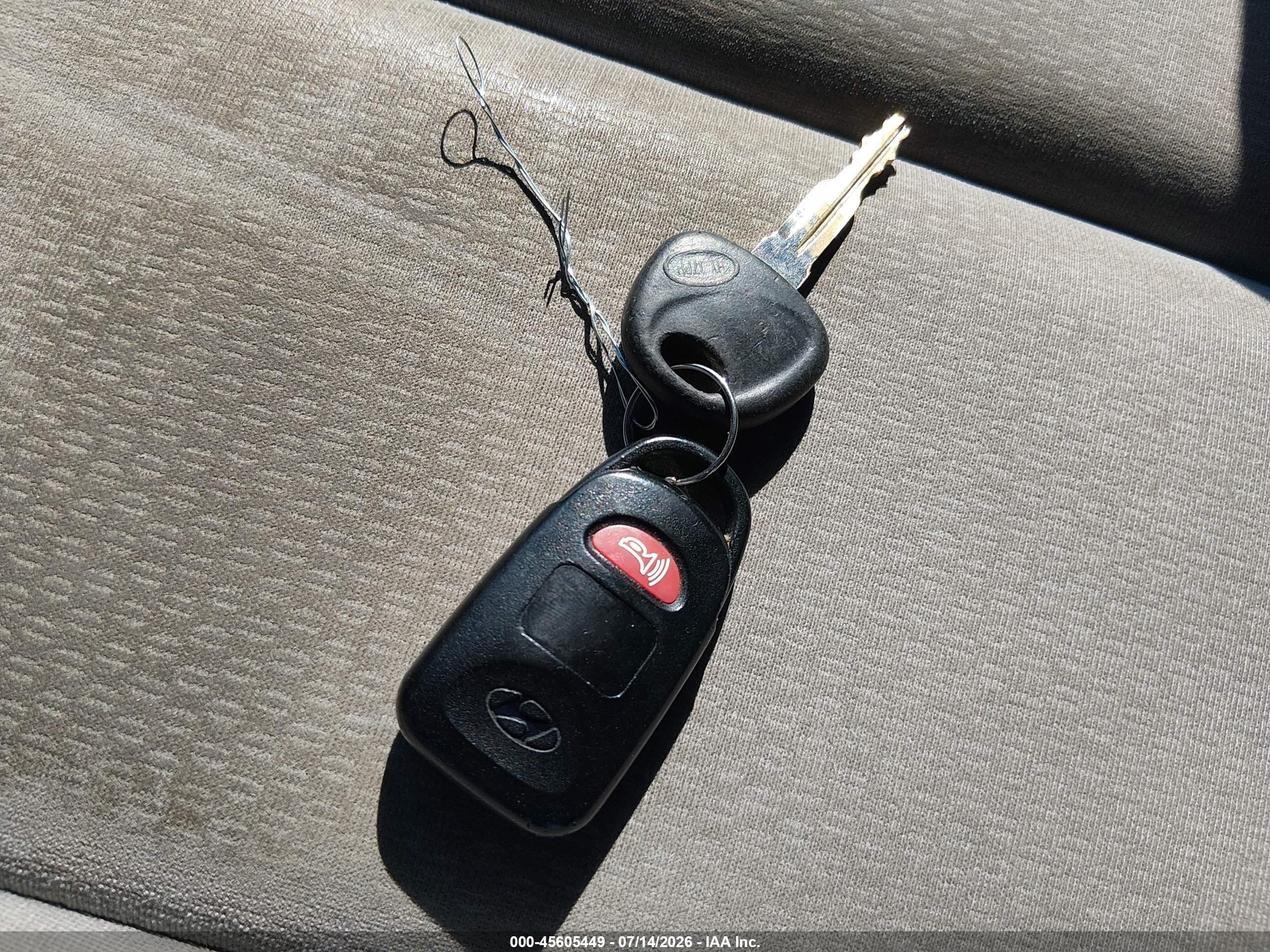 2007 Hyundai Elantra Gls/ltd/se Серый vin: KMHDU46D97U055522