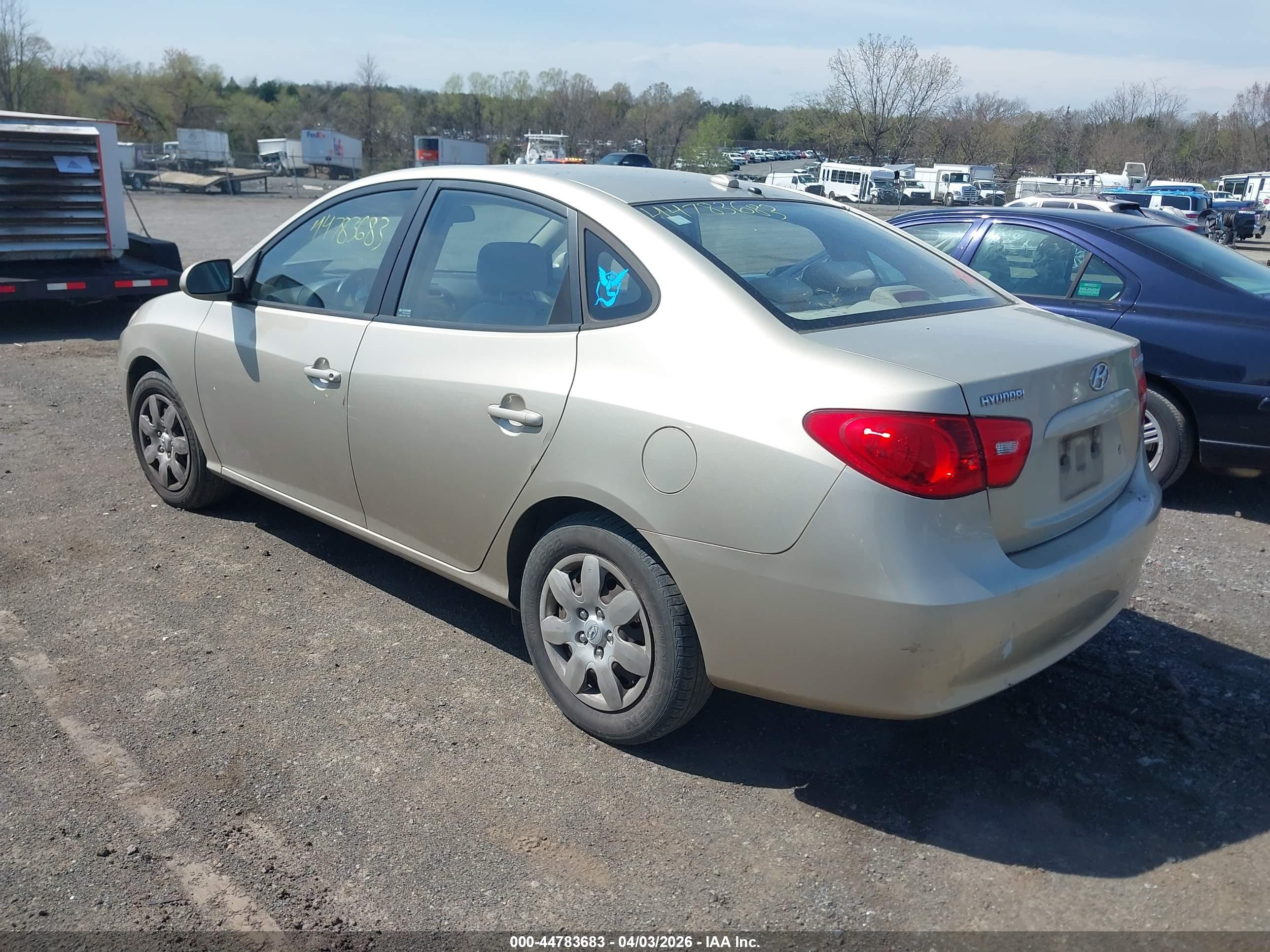 2007 Hyundai Elantra Gls/se/limited Gold vin: KMHDU46D97U164398