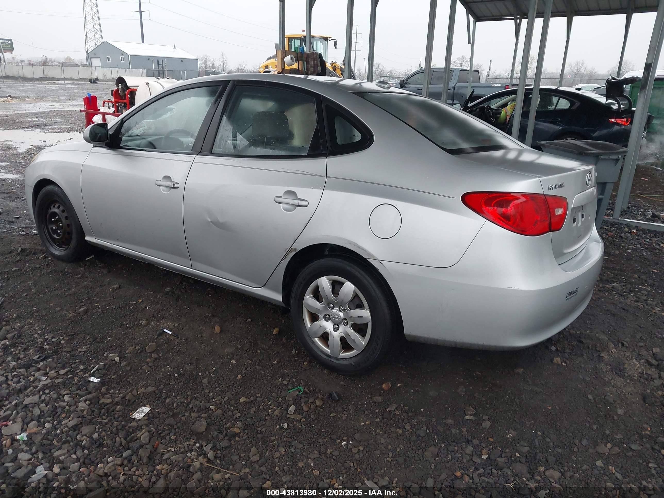 2007 Hyundai Elantra Gls/limited/se Серебряный vin: KMHDU46D97U217360
