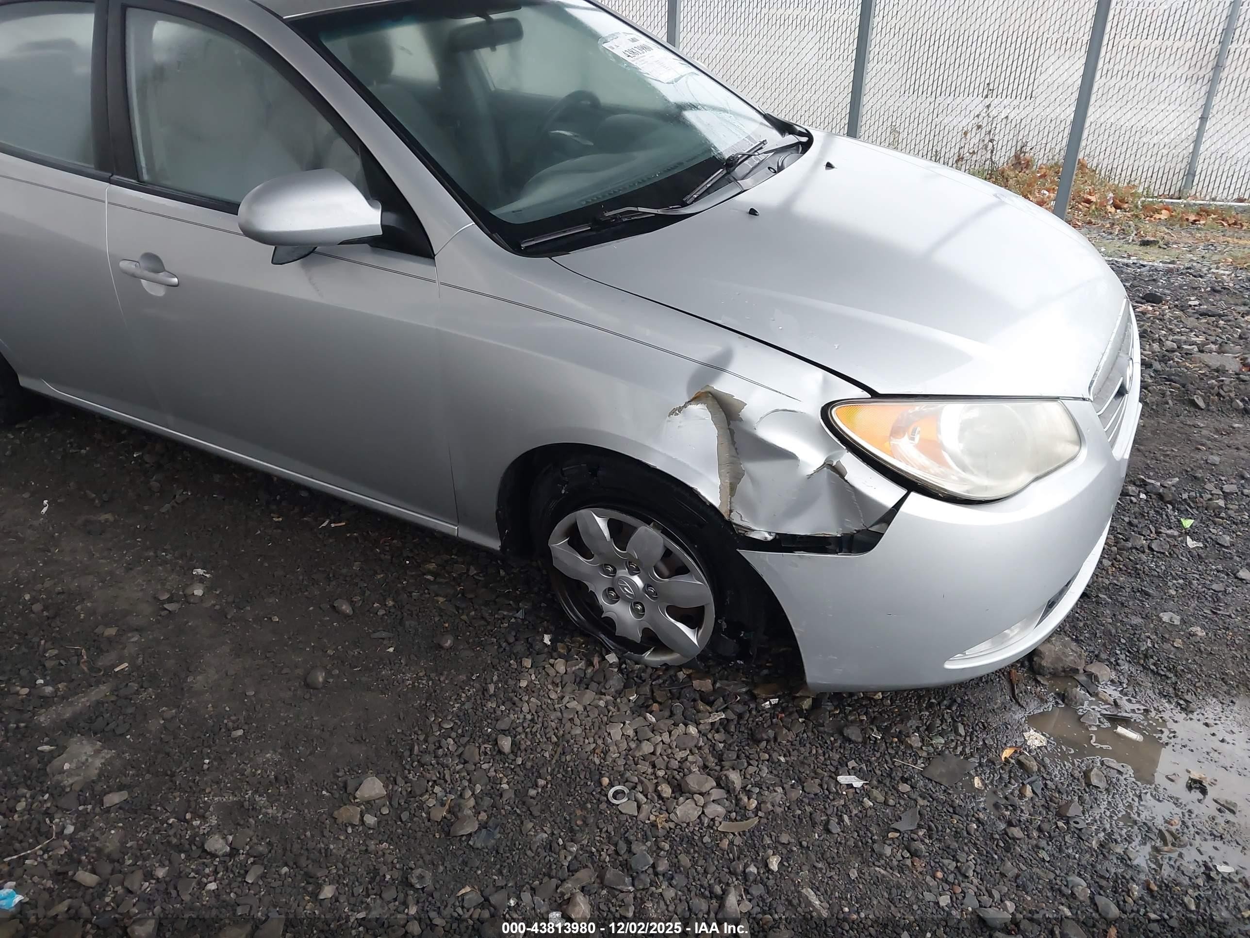 2007 Hyundai Elantra Gls/limited/se Серебряный vin: KMHDU46D97U217360
