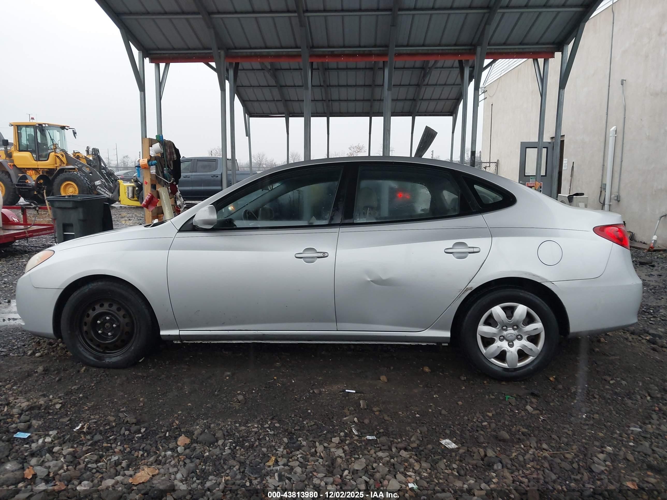 2007 Hyundai Elantra Gls/limited/se Серебряный vin: KMHDU46D97U217360