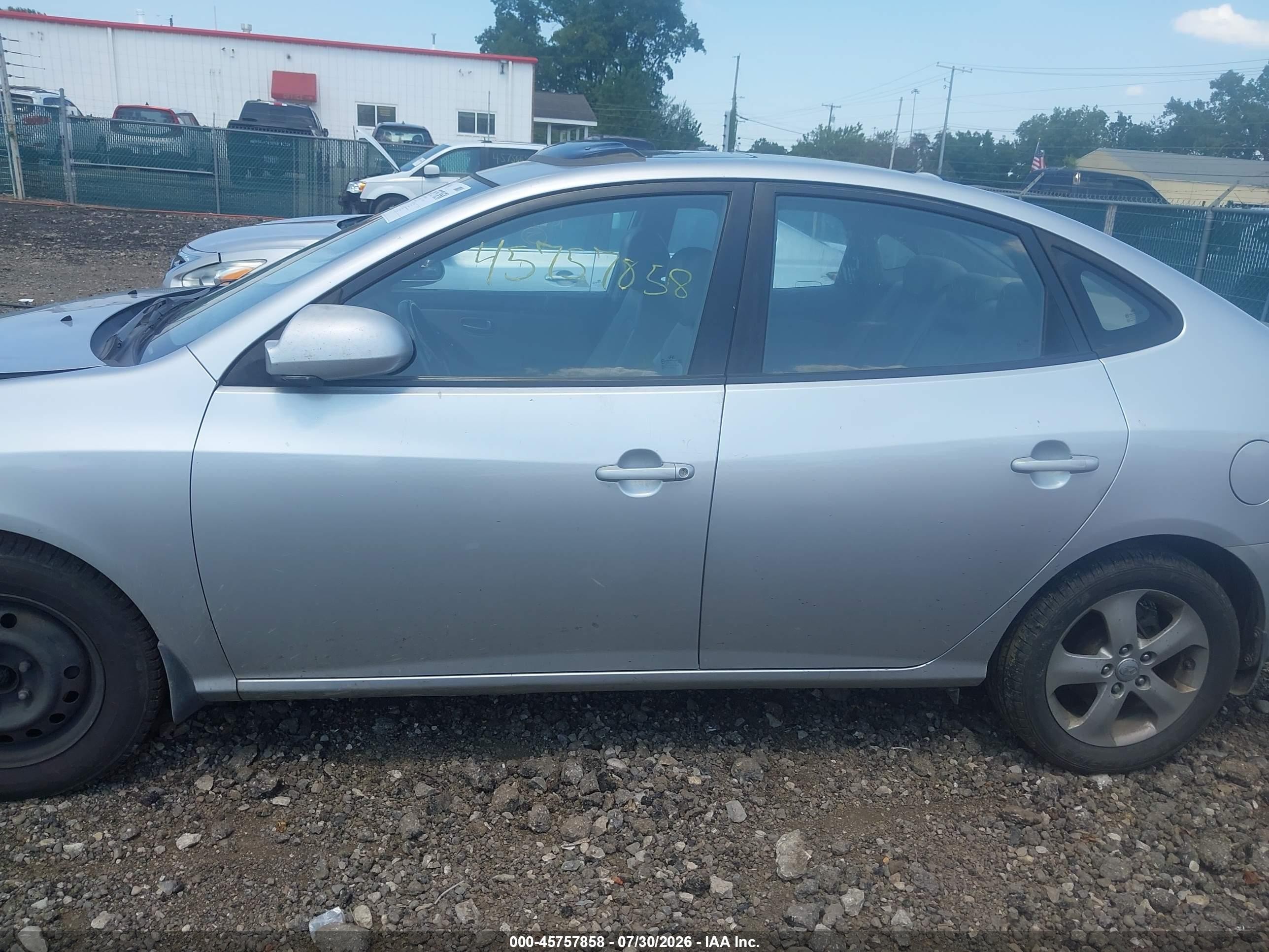 2008 Hyundai Elantra Gls/se Silver vin: KMHDU46D98U334471