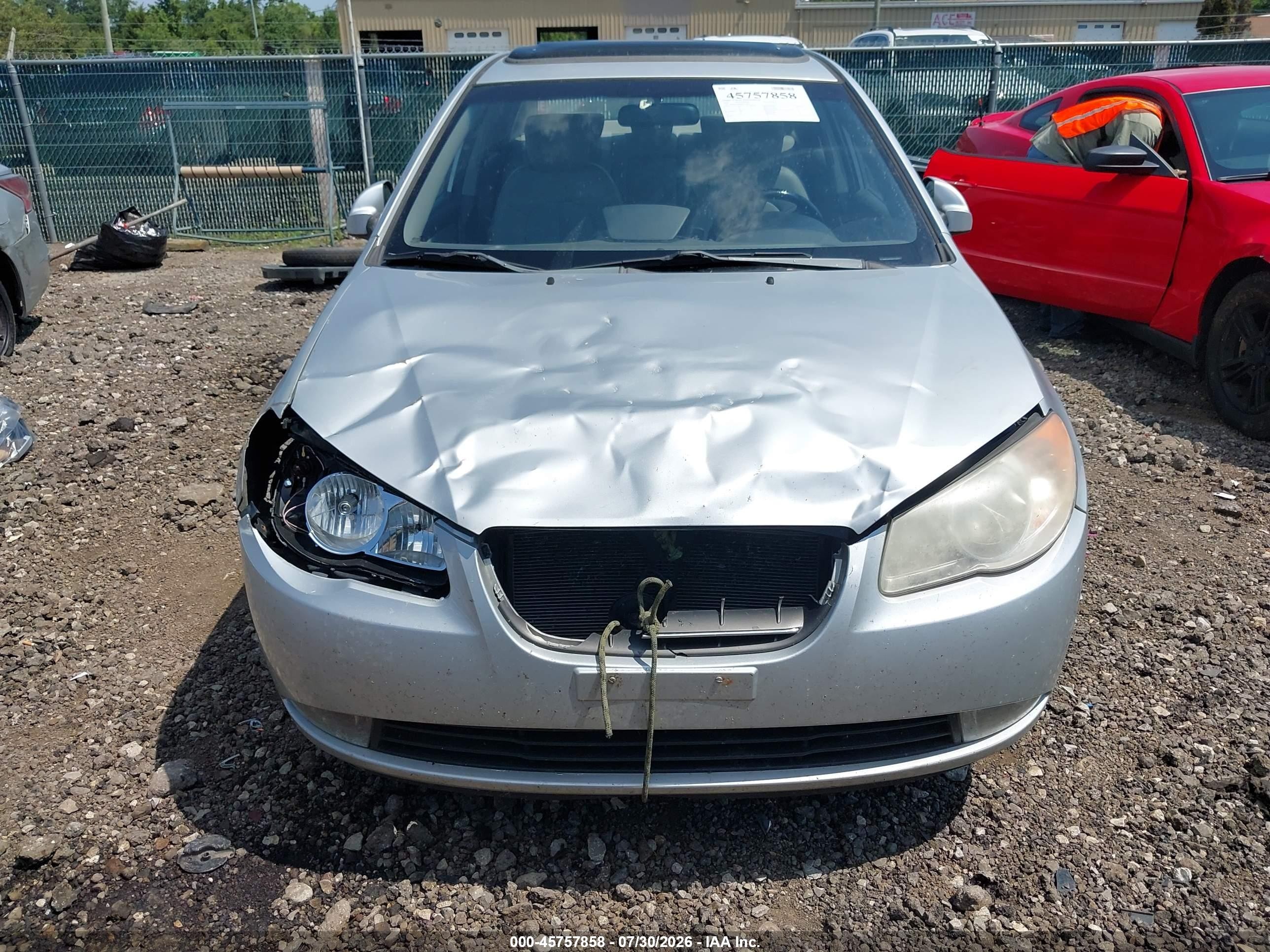 2008 Hyundai Elantra Gls/se Silver vin: KMHDU46D98U334471