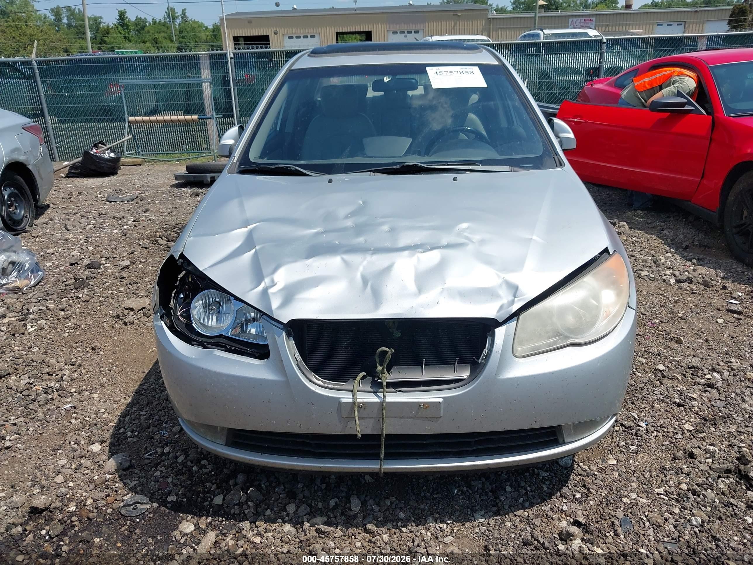 2008 Hyundai Elantra Gls/se Silver vin: KMHDU46D98U334471
