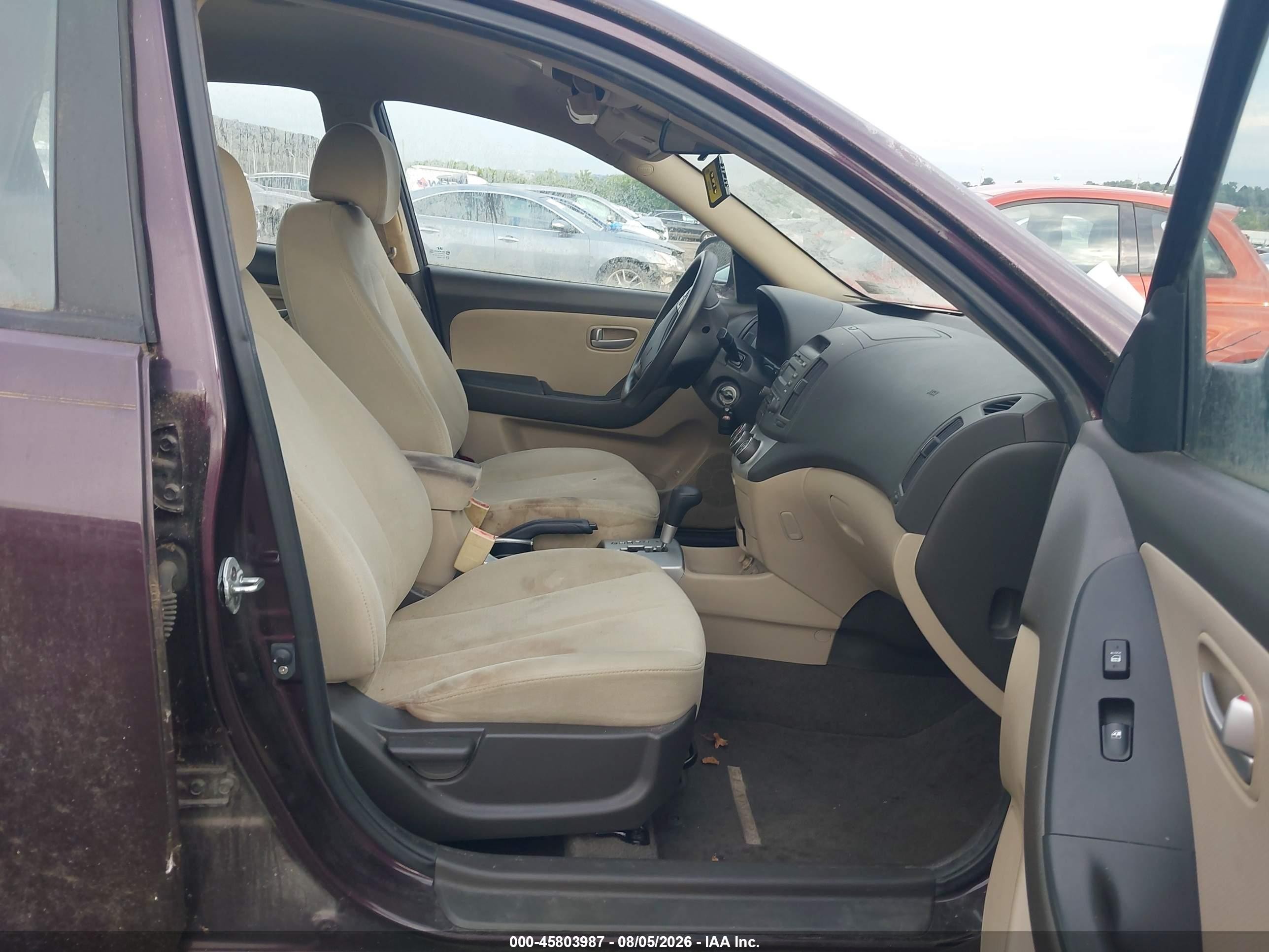 2008 Hyundai Elantra Gls/se Maroon vin: KMHDU46D98U382875