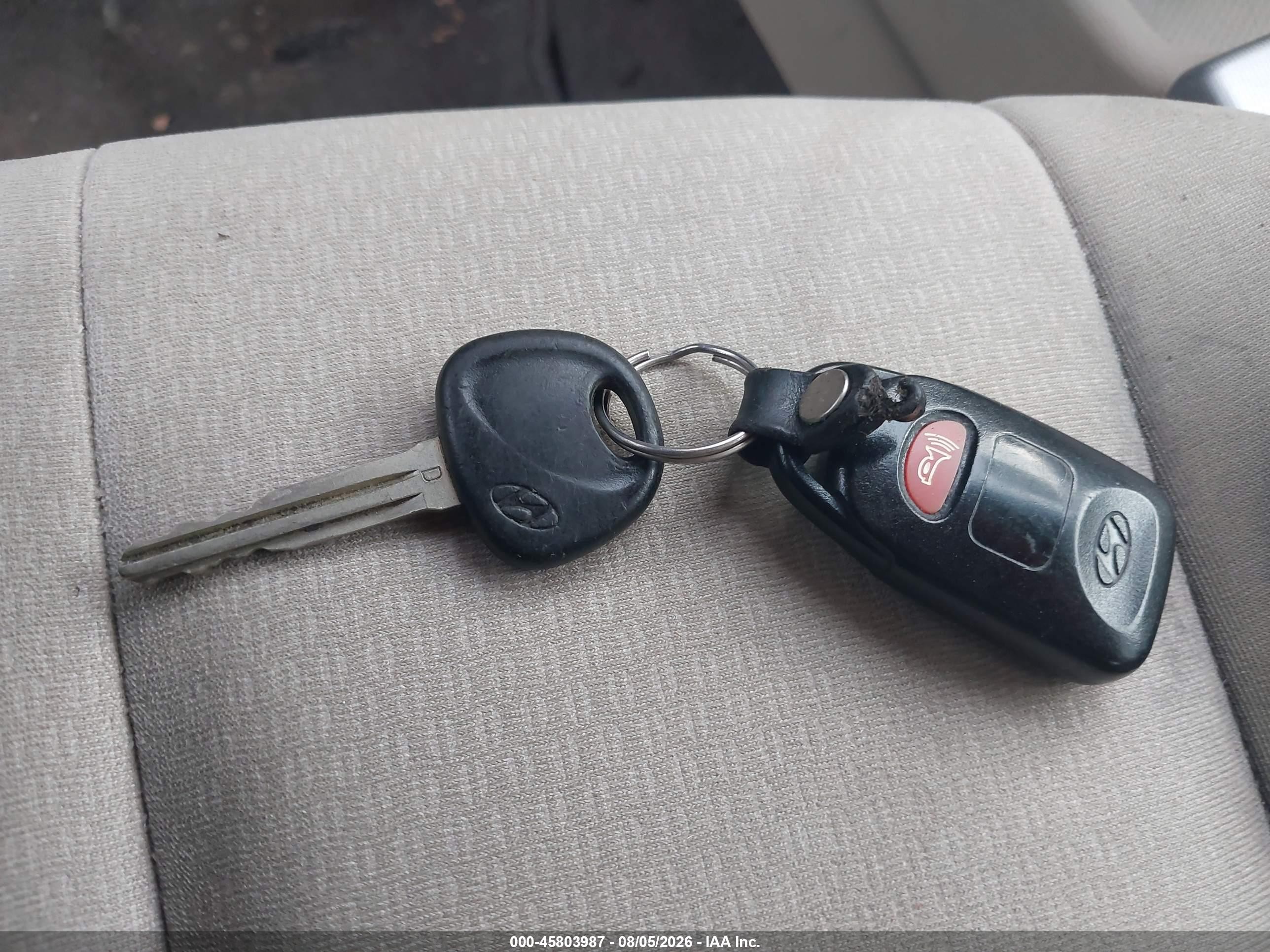 2008 Hyundai Elantra Gls/se Maroon vin: KMHDU46D98U382875