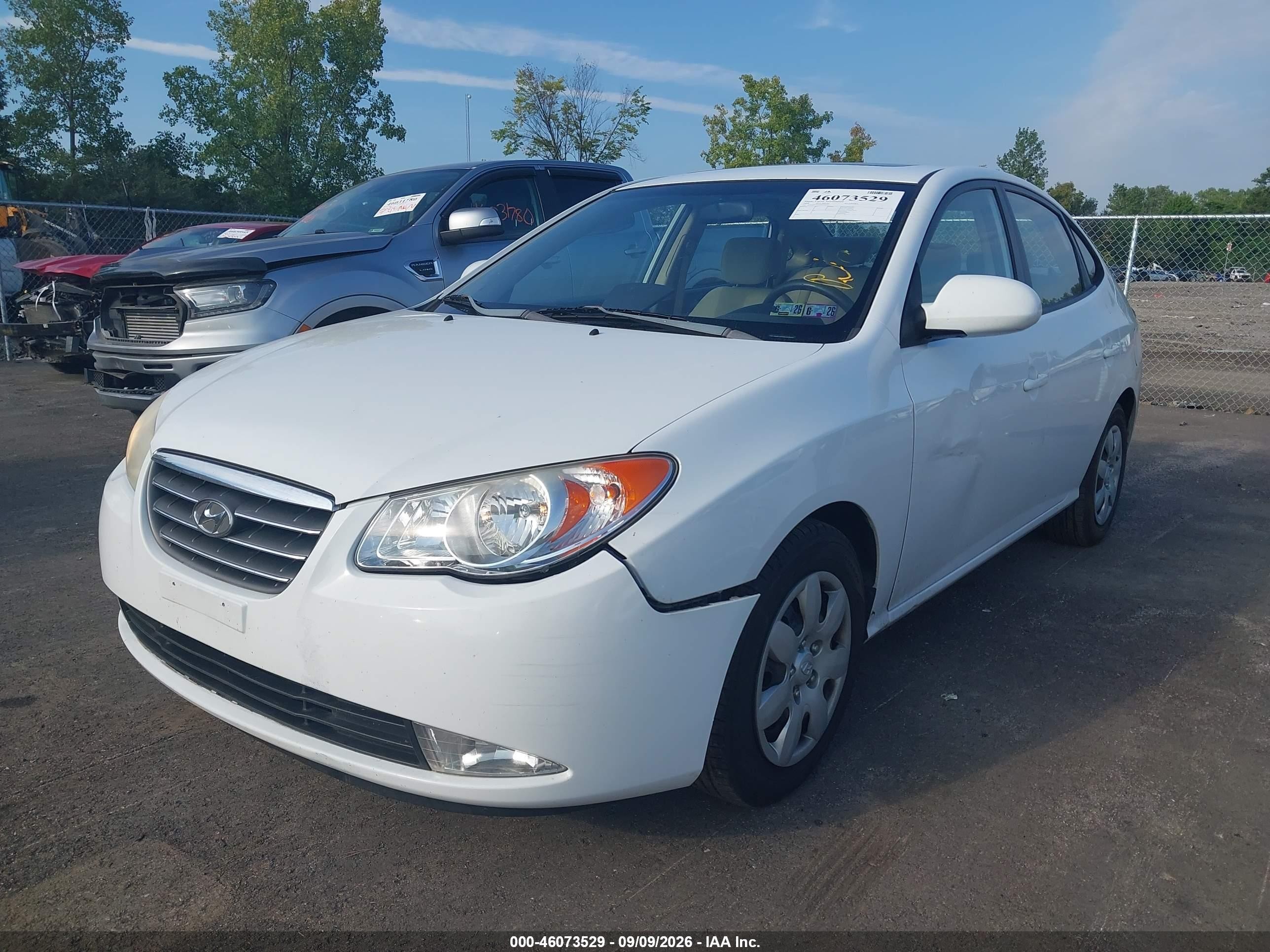 2008 Hyundai Elantra Gls/se Белый vin: KMHDU46D98U456926