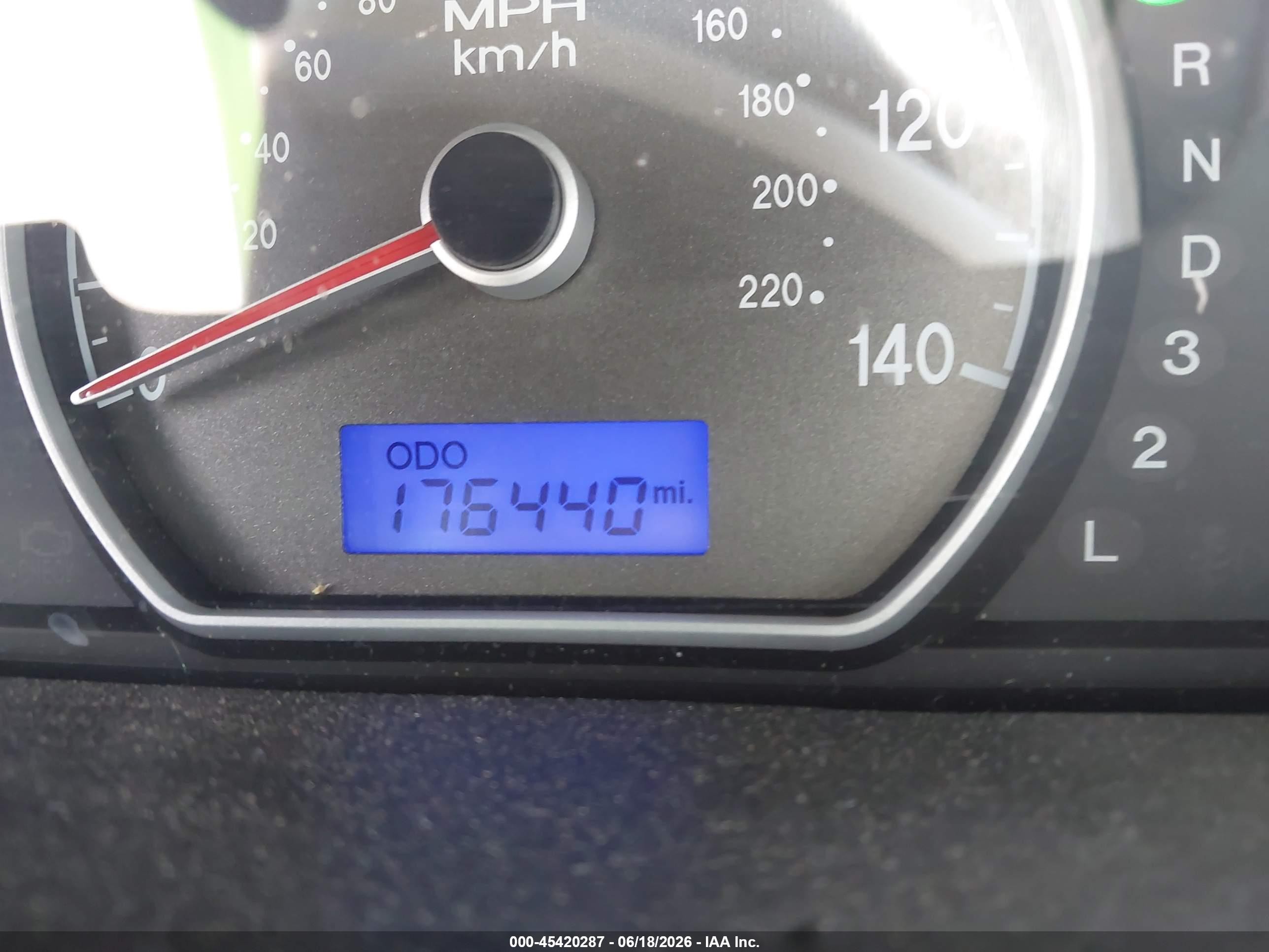2008 Hyundai Elantra Gls/se White vin: KMHDU46D98U478585