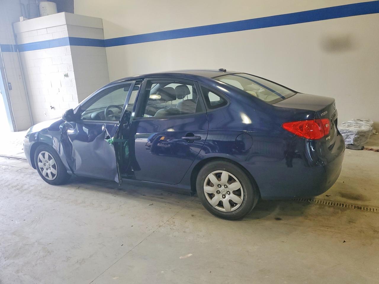 2008 Hyundai Elantra Gls Blue vin: KMHDU46D98U491028
