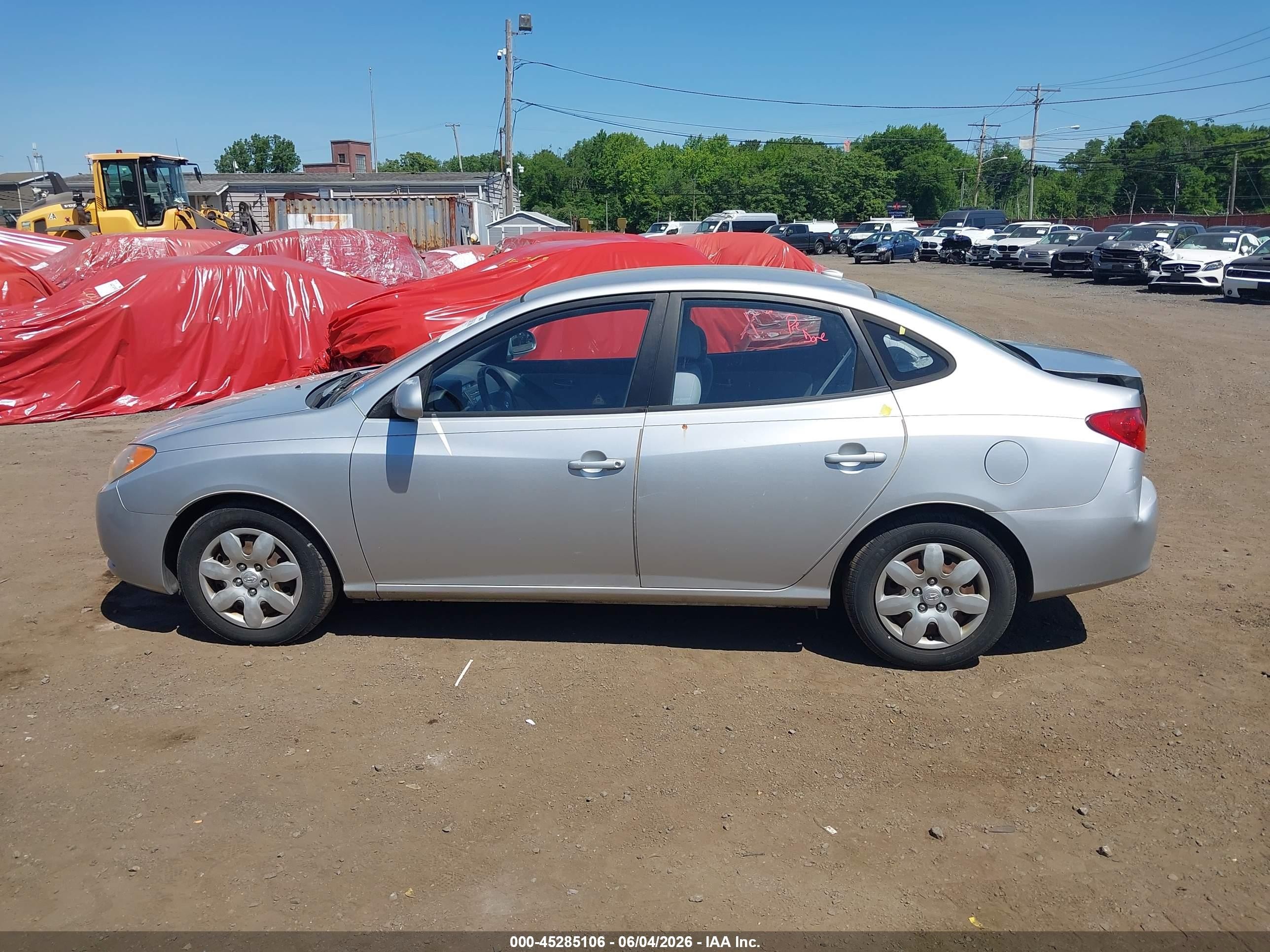 2008 Hyundai Elantra Gls/se Silver vin: KMHDU46D98U530202
