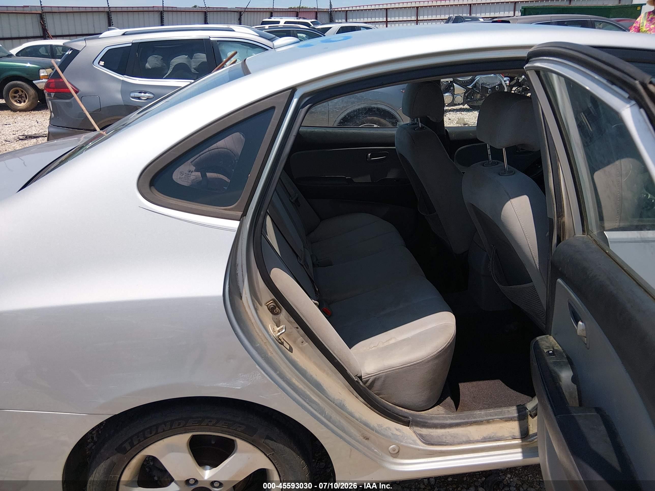 2009 Hyundai Elantra Se Silver vin: KMHDU46D99U631001