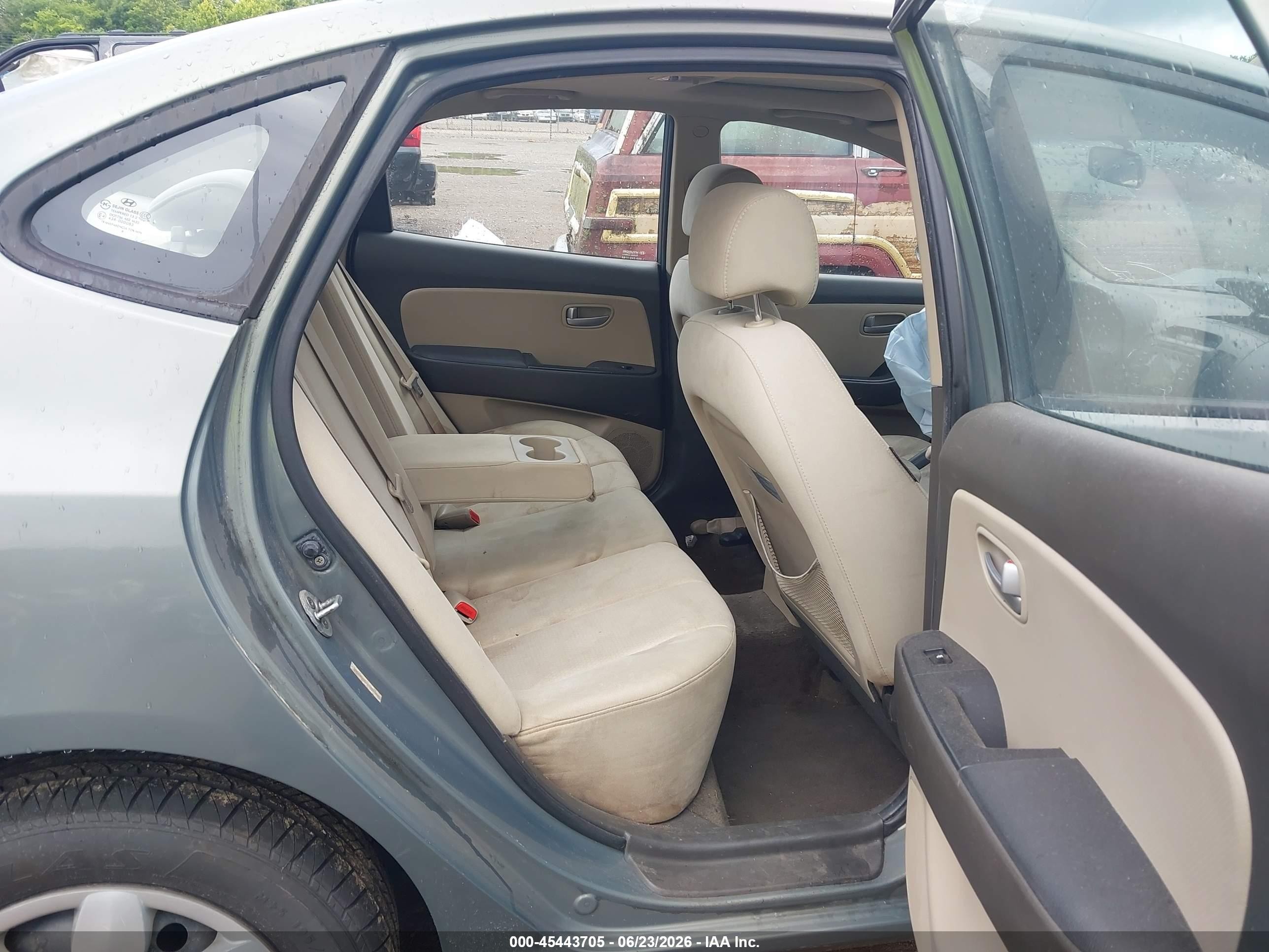 2009 Hyundai Elantra Gls Gray vin: KMHDU46D99U676066