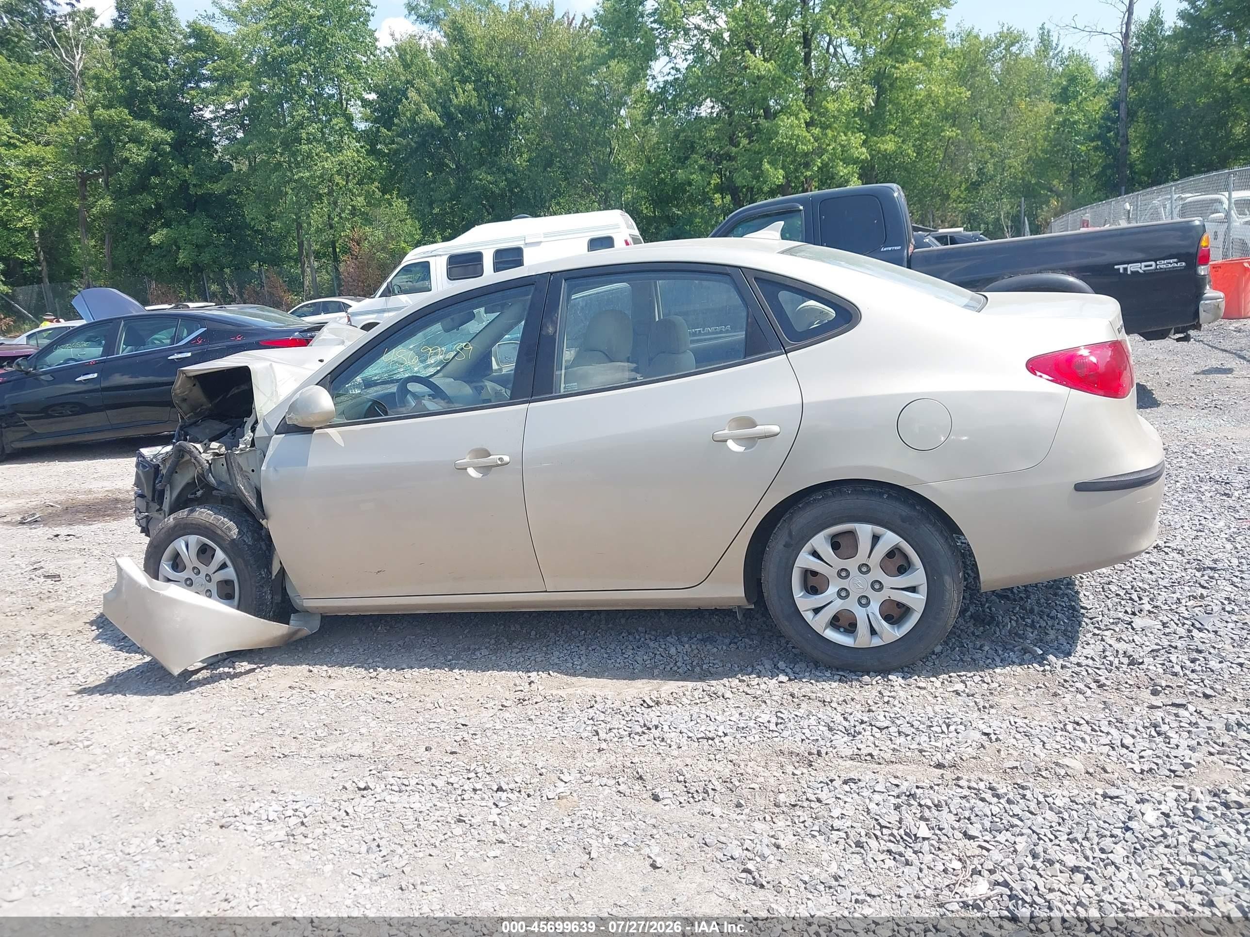 2009 Hyundai Elantra Gls Gold vin: KMHDU46D99U785045