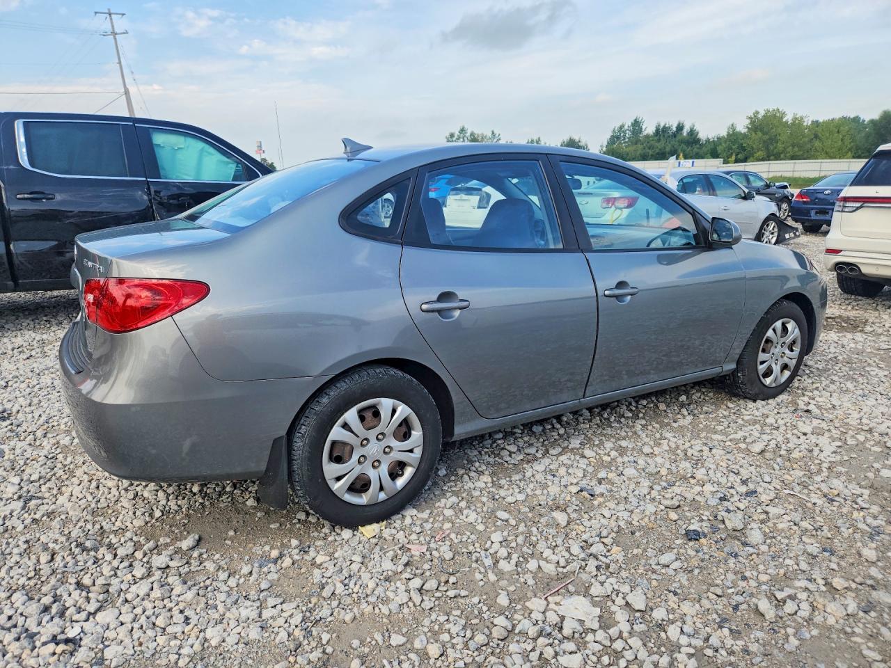 2009 Hyundai Elantra Gls Gray vin: KMHDU46D99U806539