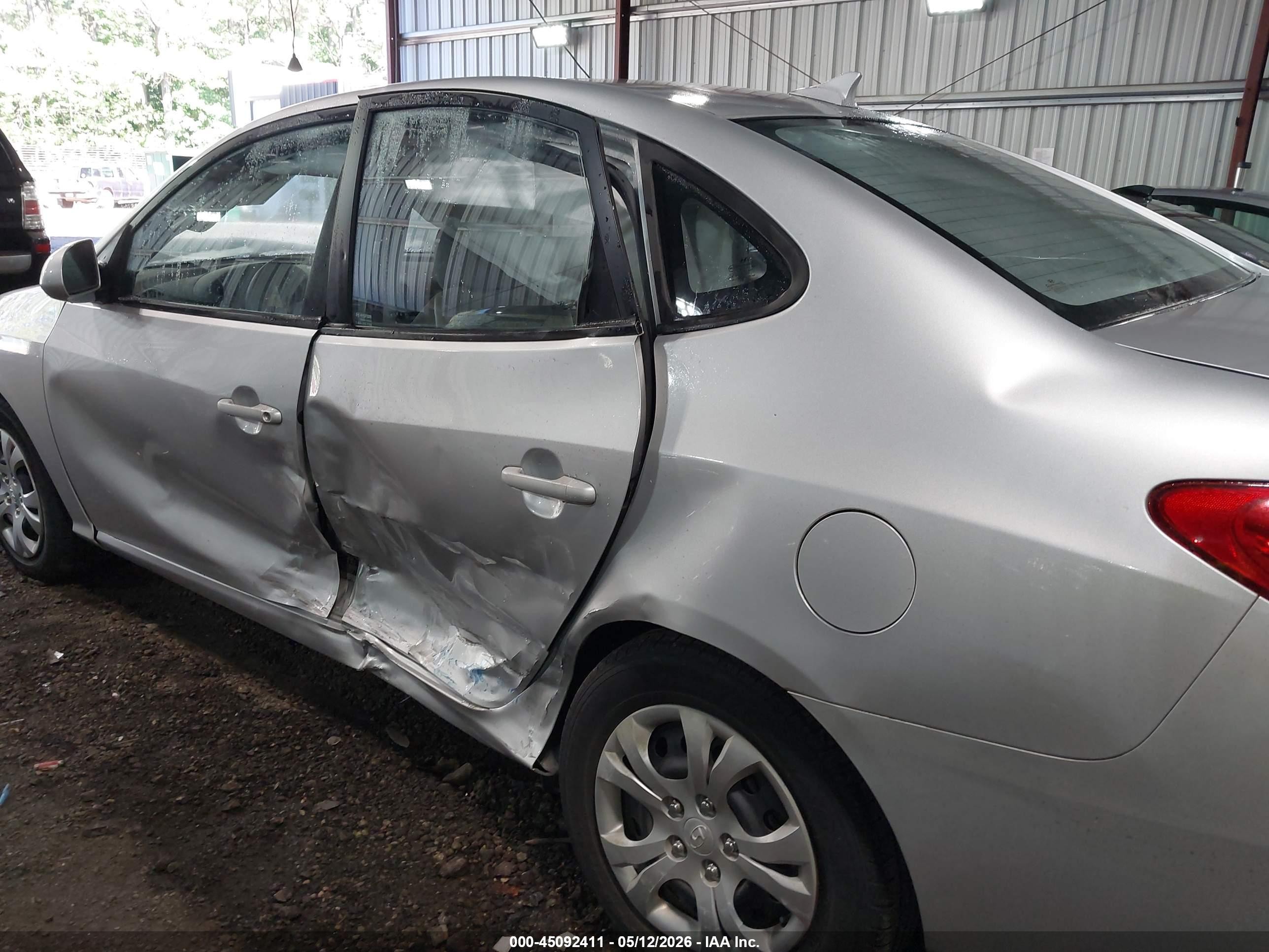 2009 Hyundai Elantra Gls Silver vin: KMHDU46D99U807643