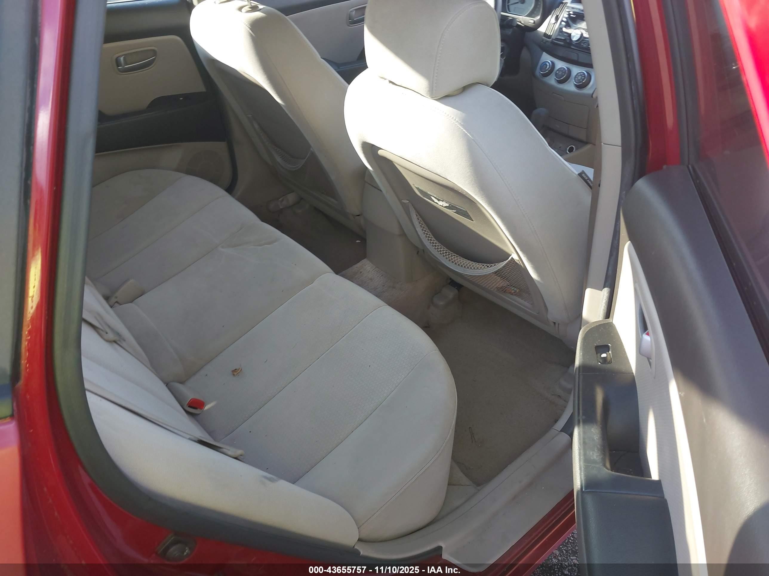 2007 Hyundai Elantra Gls/limited/se Red vin: KMHDU46DX7U090828