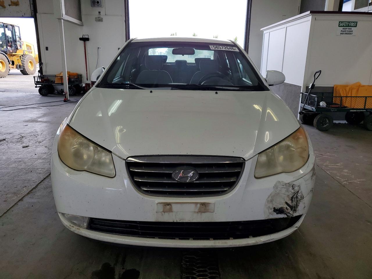 2007 Hyundai Elantra Gls White vin: KMHDU46DX7U132396