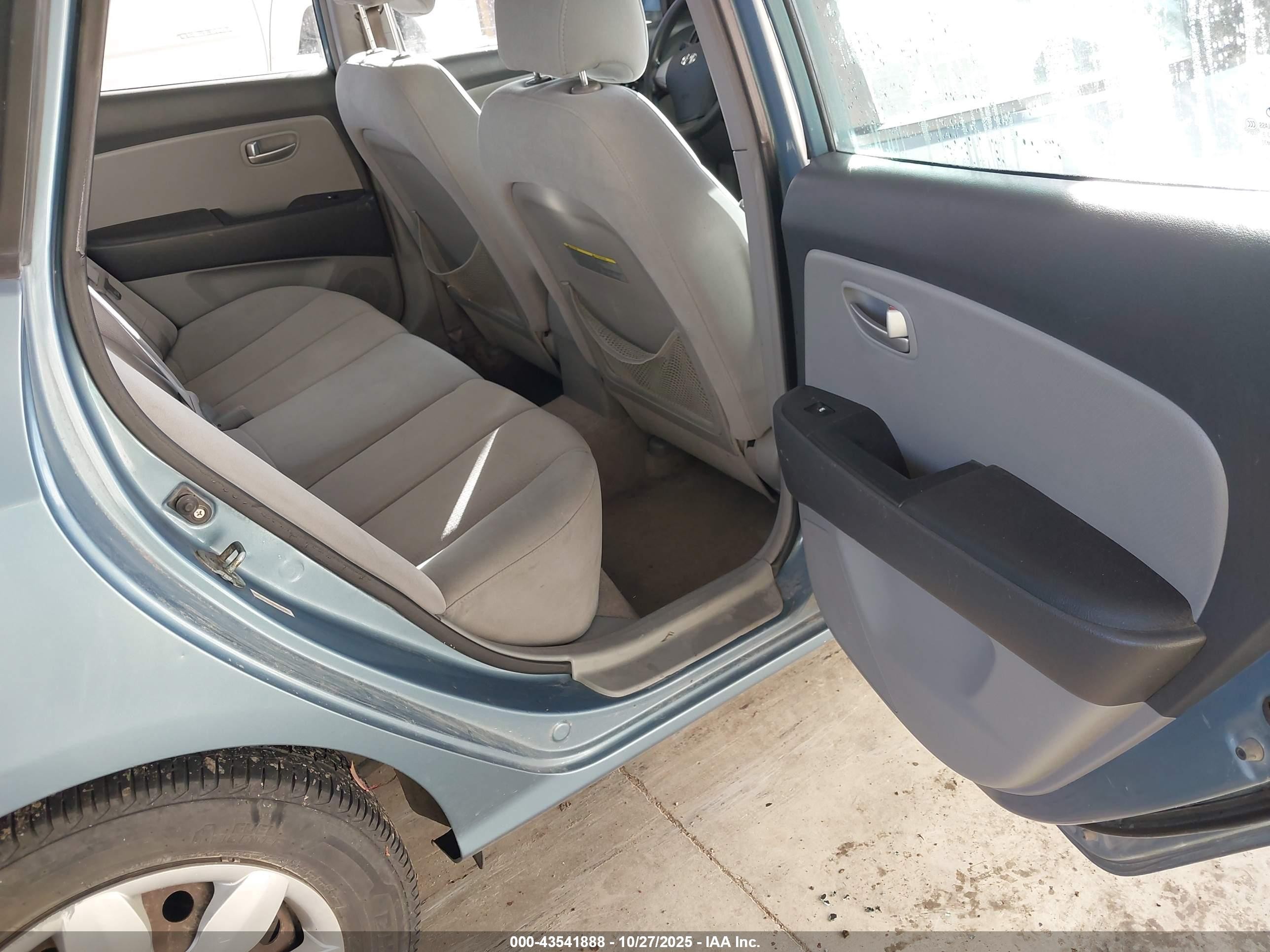 2007 Hyundai Elantra Gls/limited/se Light Blue vin: KMHDU46DX7U138778
