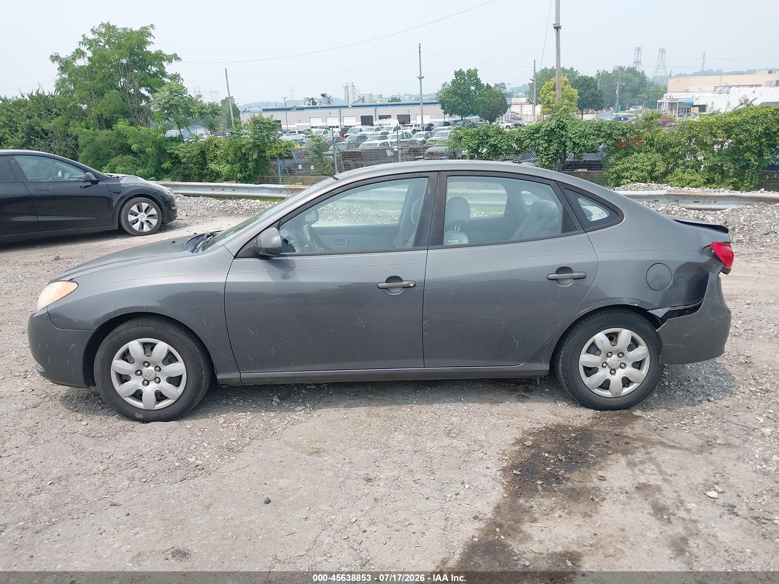 2008 Hyundai Elantra Gls/se Gray vin: KMHDU46DX8U284650