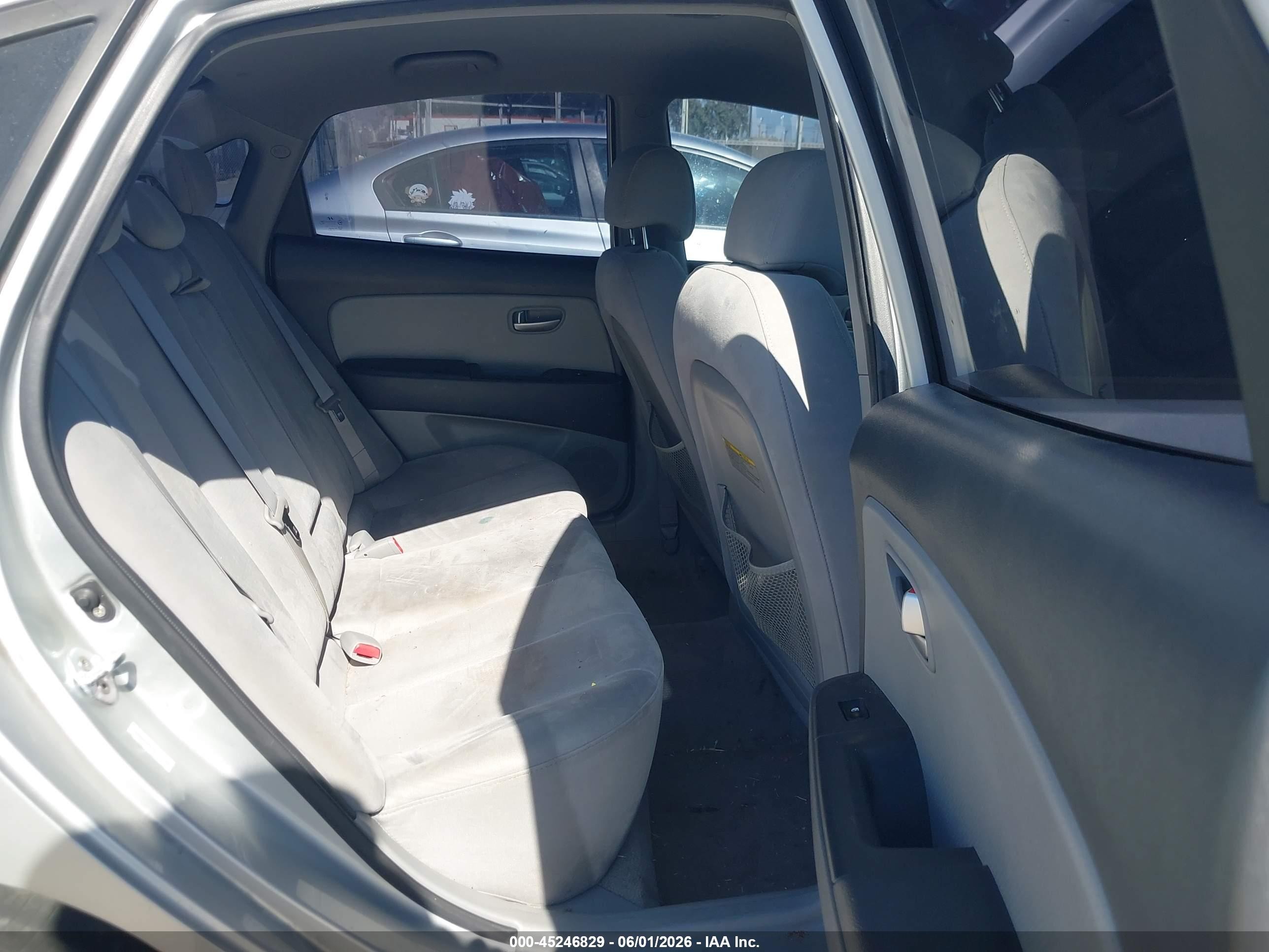 2008 Hyundai Elantra Gls/se Silver vin: KMHDU46DX8U296586