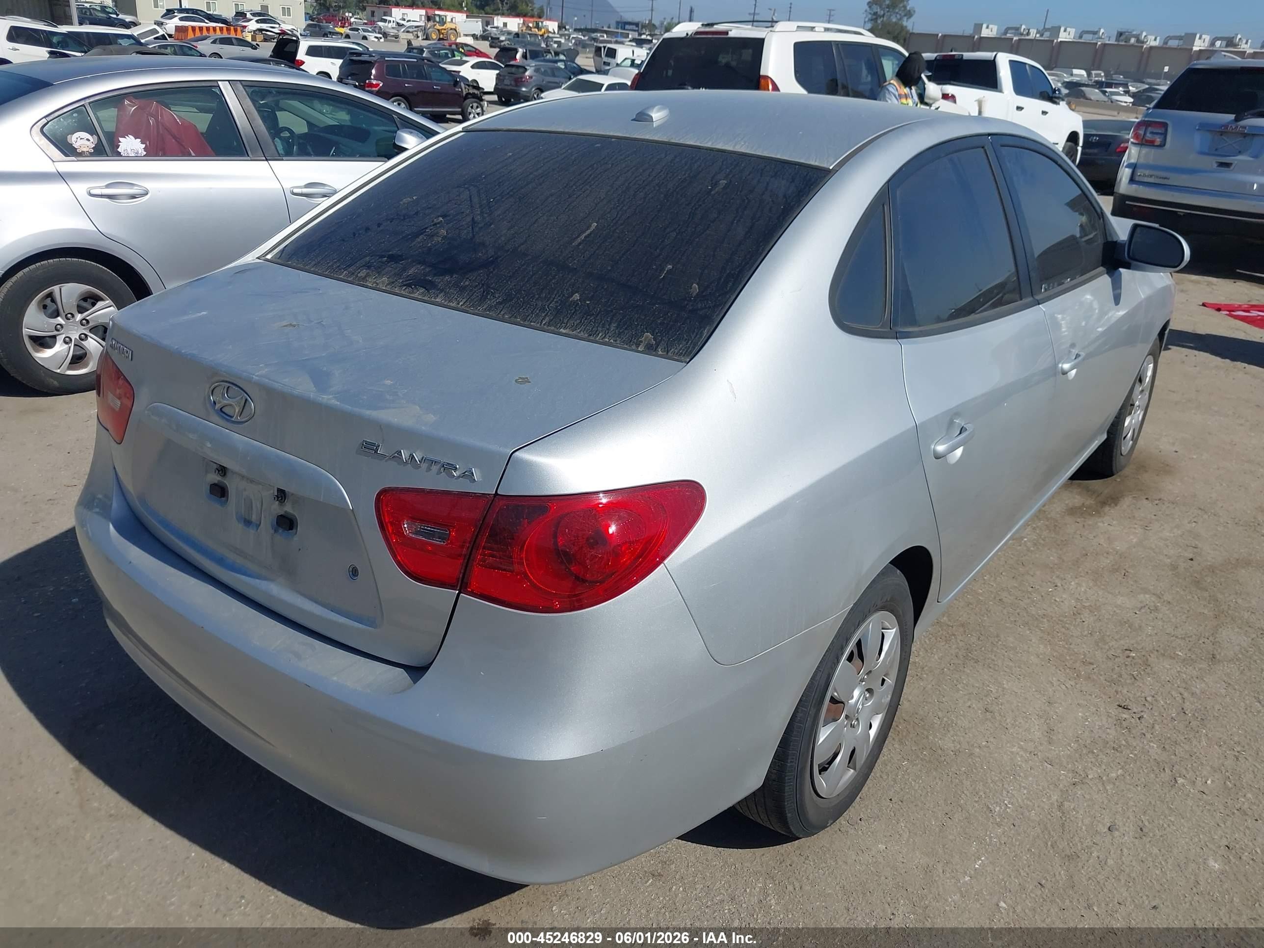 2008 Hyundai Elantra Gls/se Silver vin: KMHDU46DX8U296586